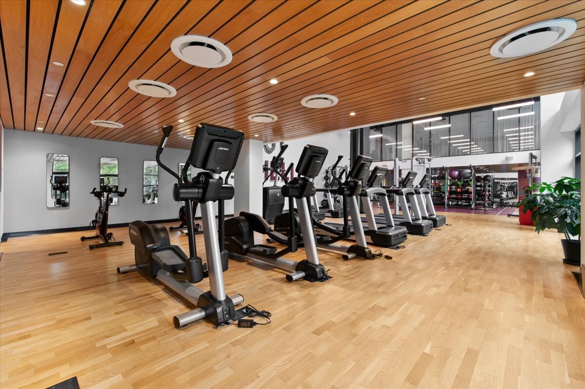 547 West 47th Street 406 Clinton New York NY 10036