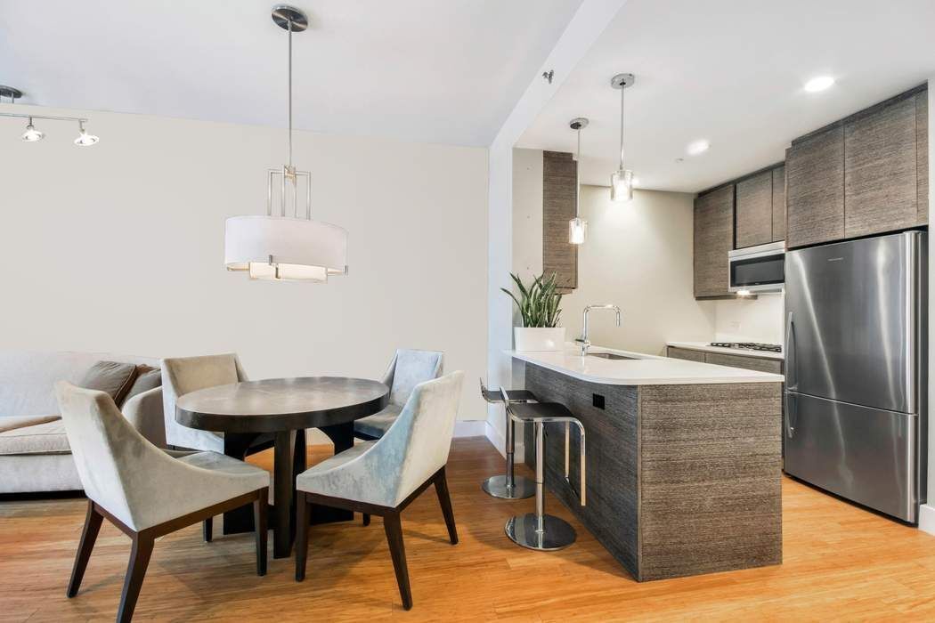 305 West 16th Street 3D Chelsea New York NY 10011