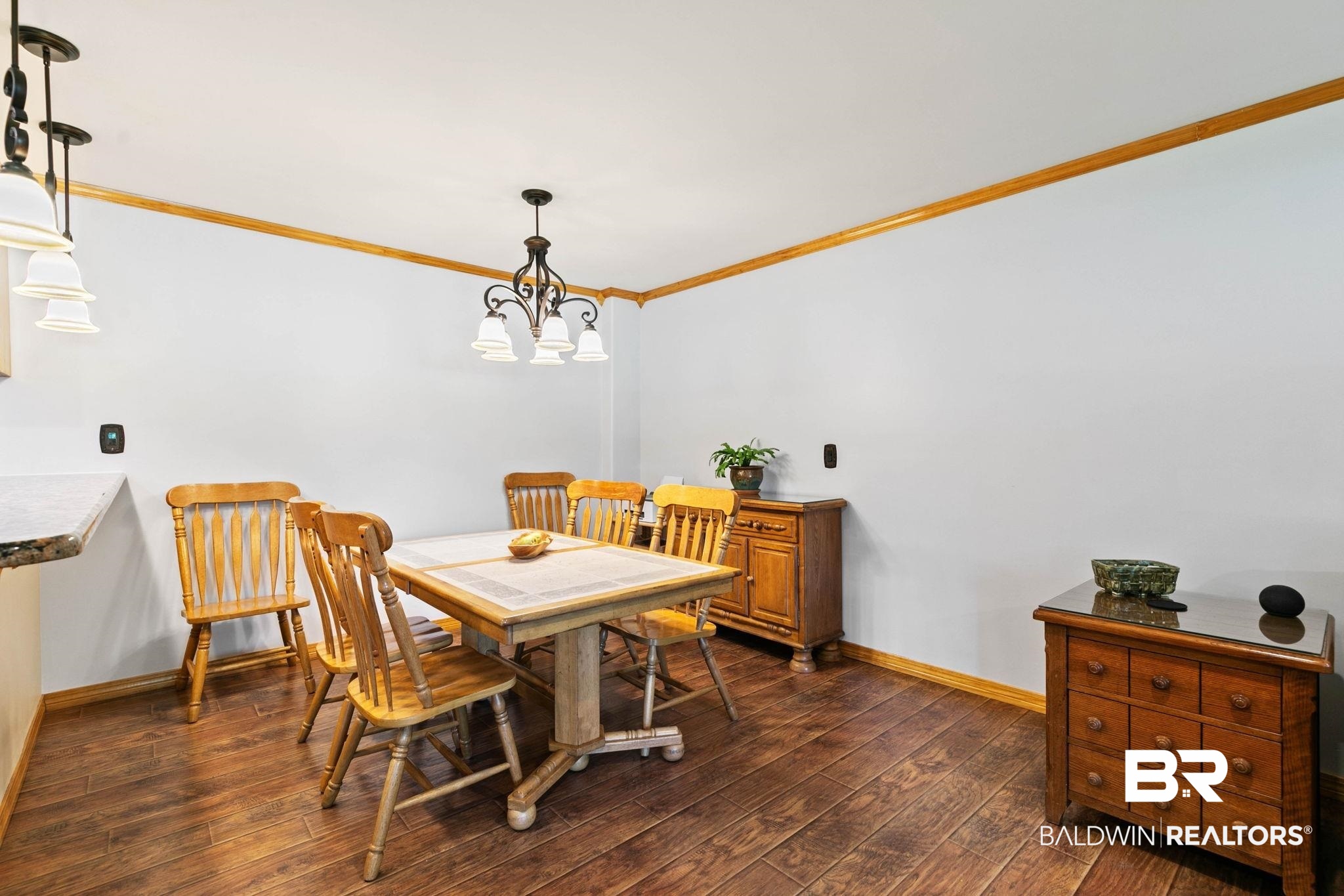 397813 | Photo 10