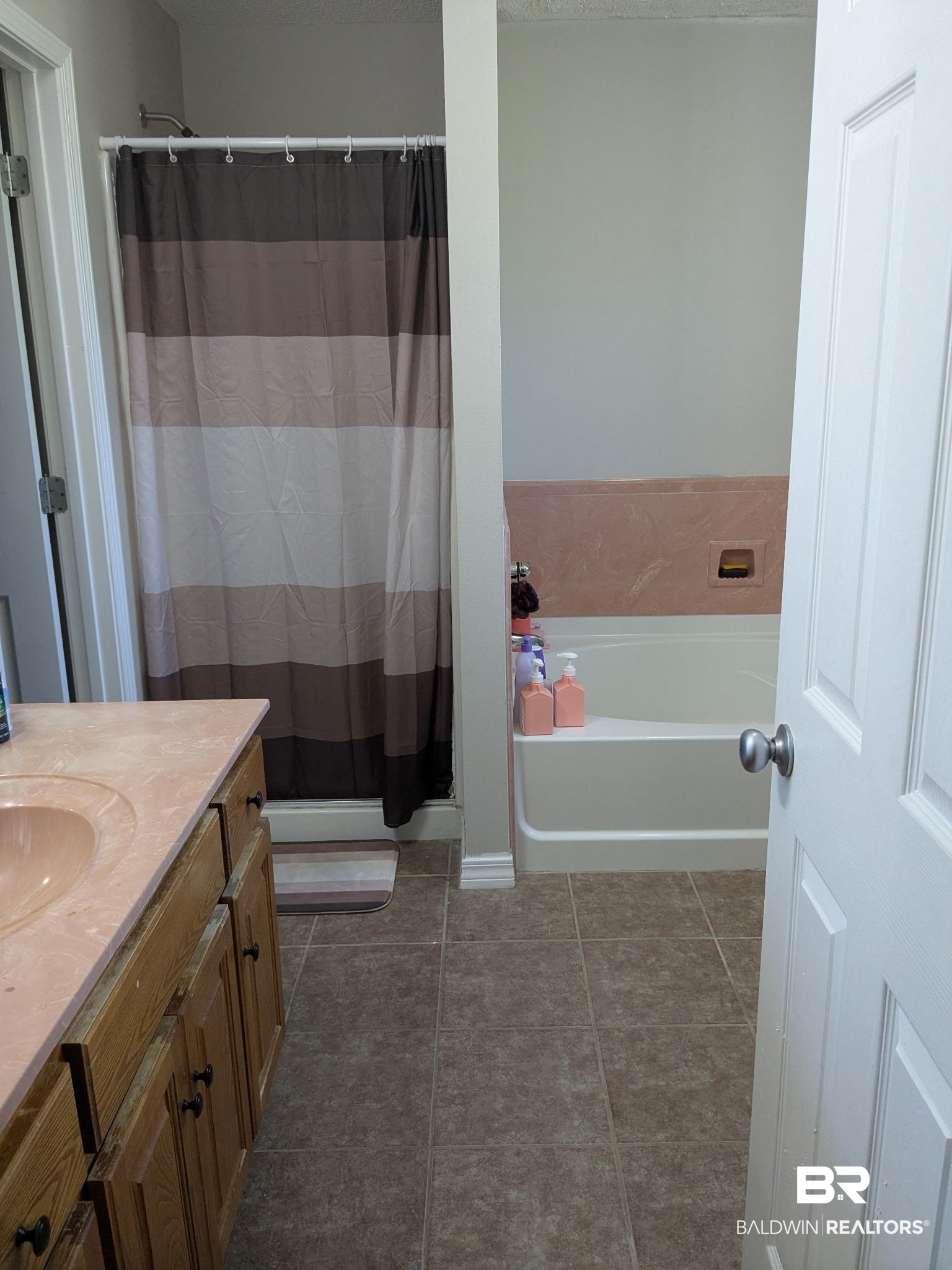 398846 | Photo 16