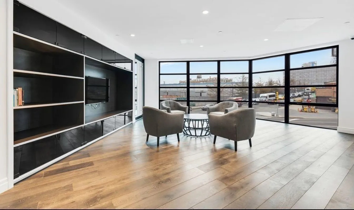 13-33 Jackson Avenue 5D Long Island City Queens NY 11101
