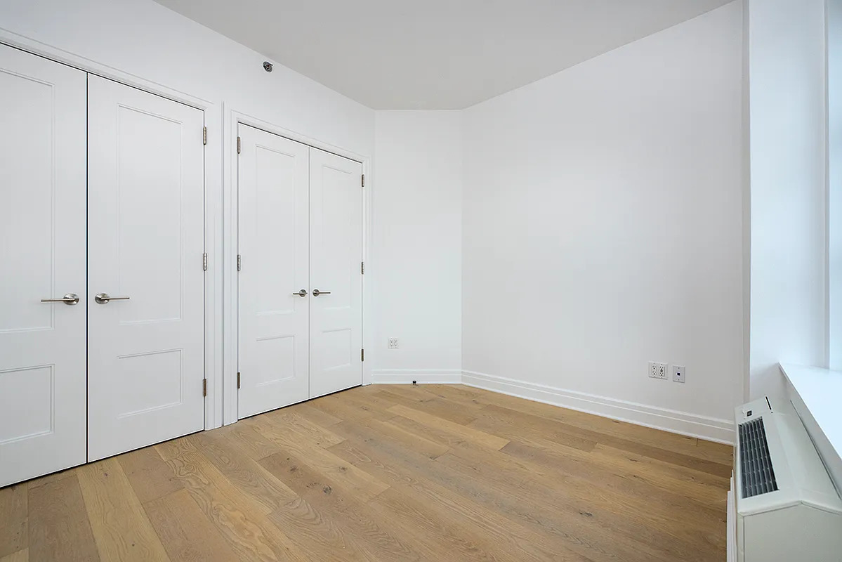 13-33 Jackson Avenue 5D Long Island City Queens NY 11101