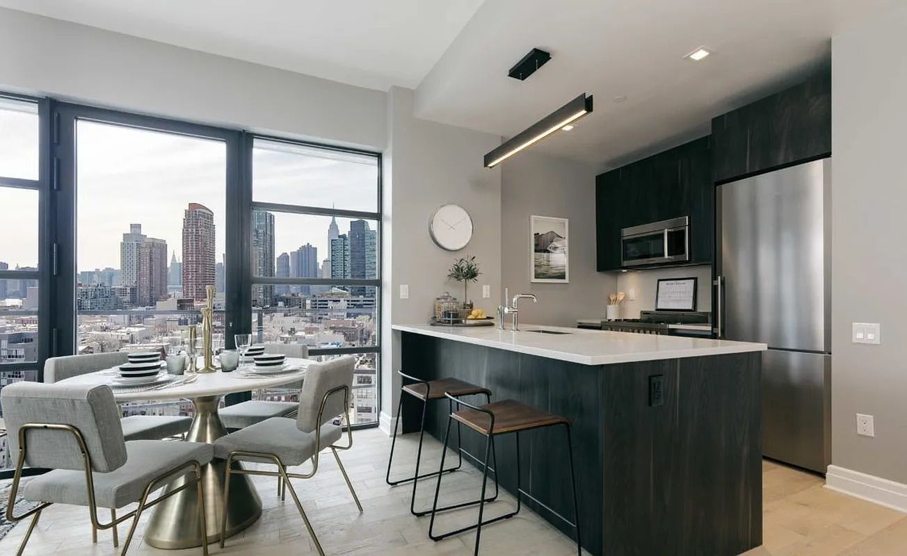 13-33 Jackson Avenue 5D Long Island City Queens NY 11101