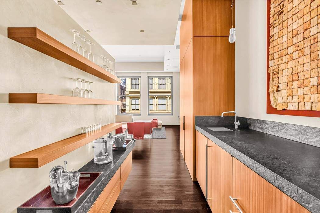 92 Greene Street Soho New York NY 10012