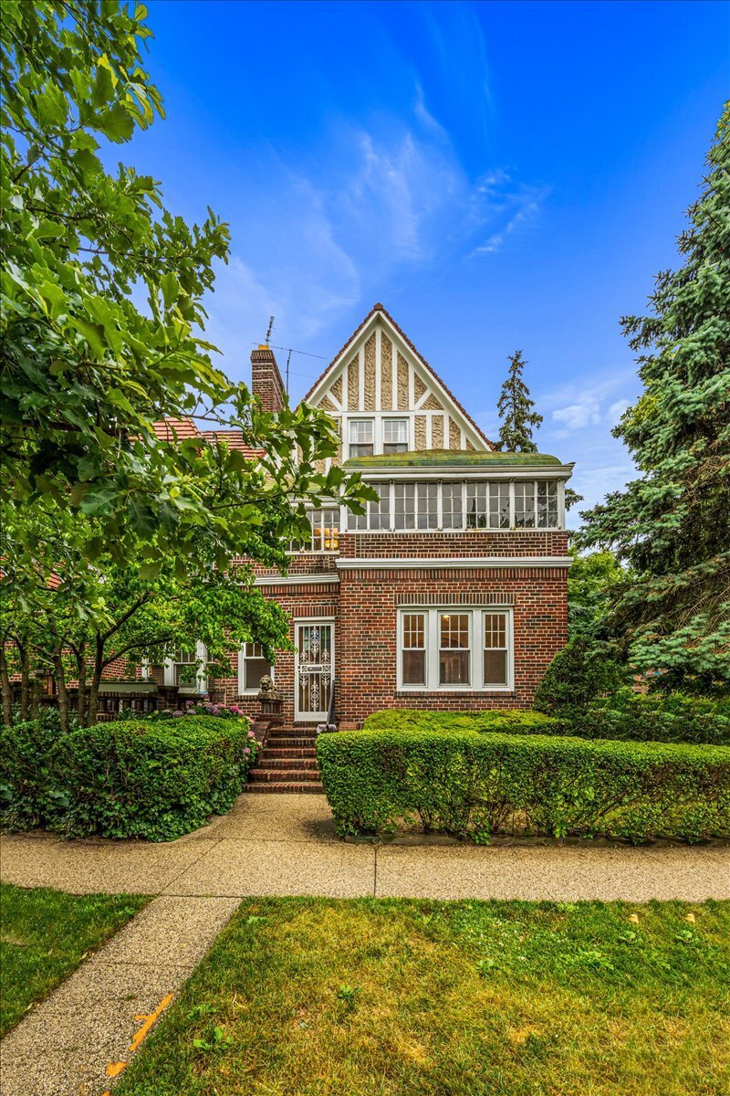 102-02 Ascan Avenue Forest Hills Queens NY 11375