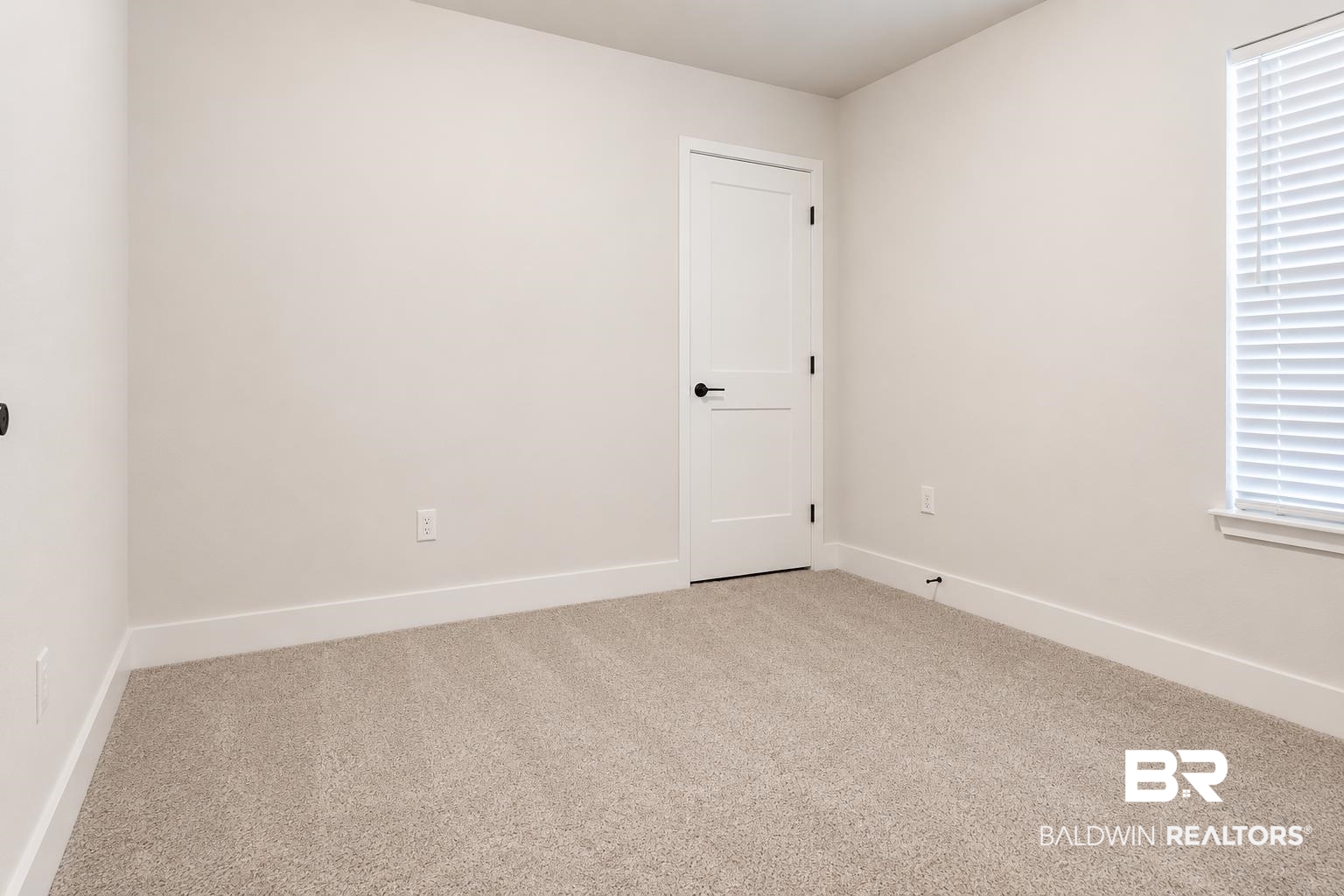399115 | Photo 25