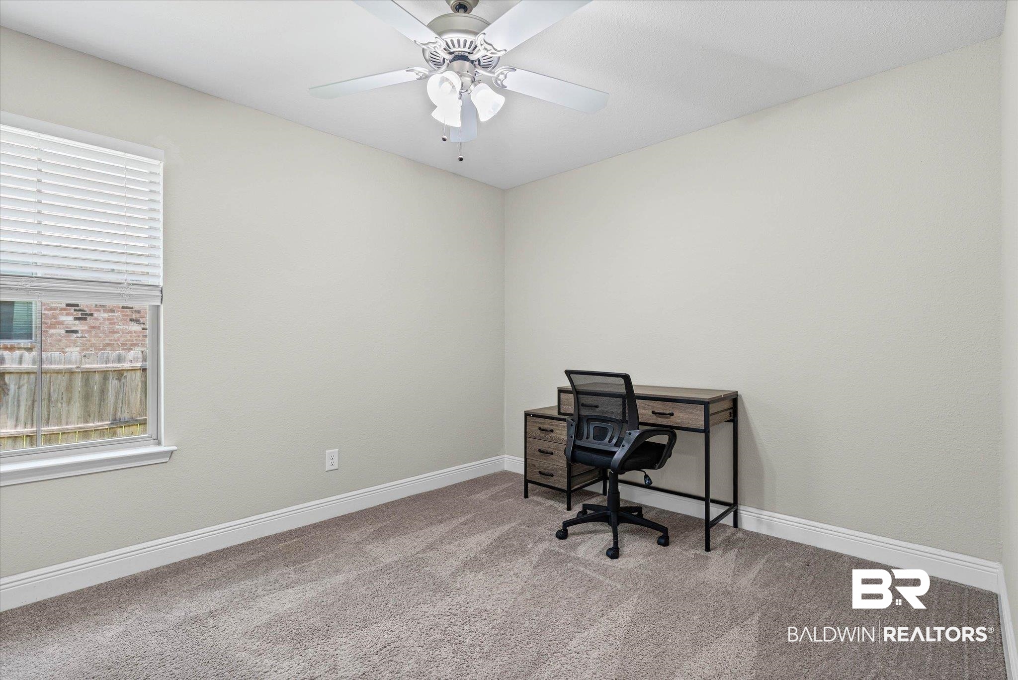 399050 | Photo 16