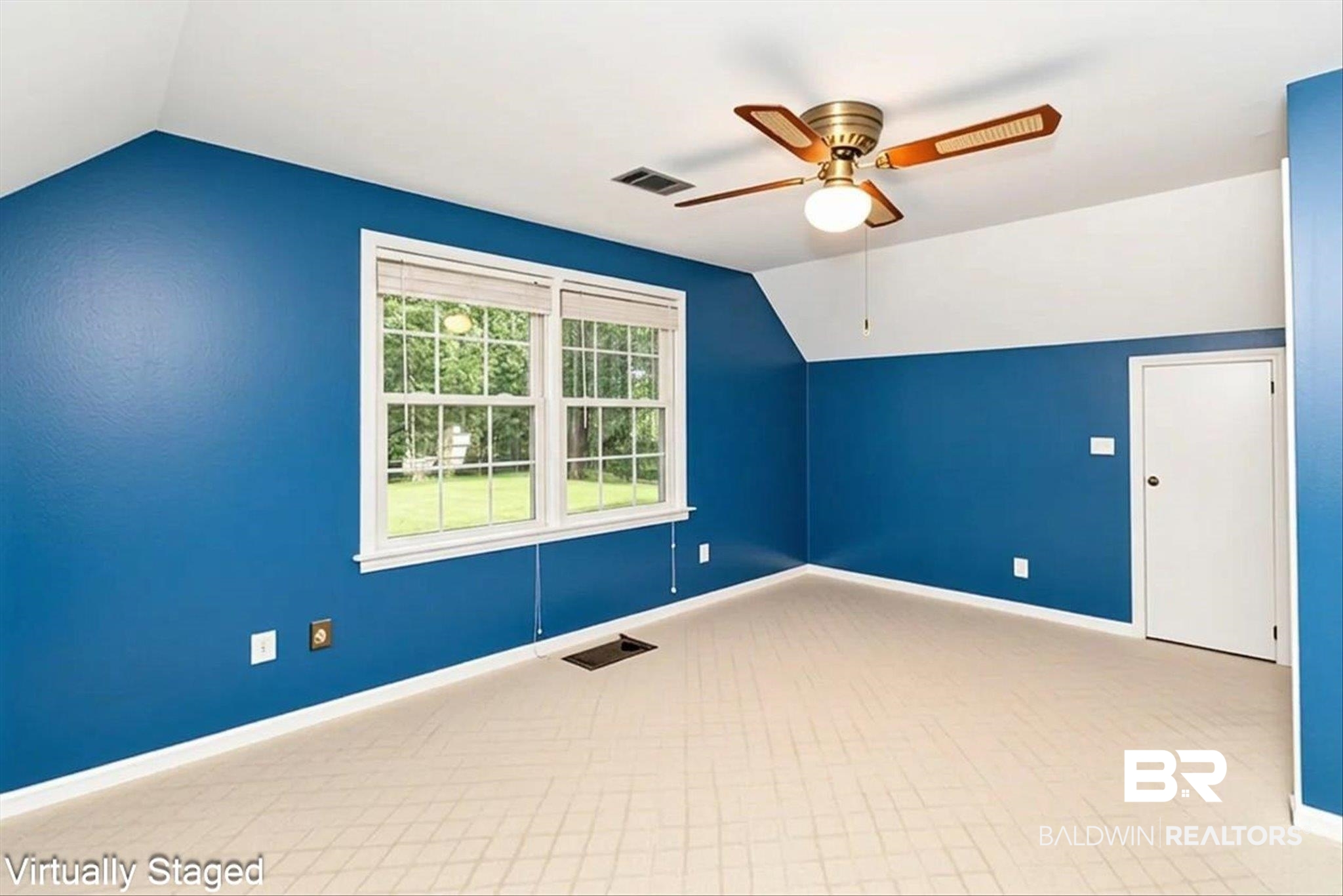 398053 | Photo 26
