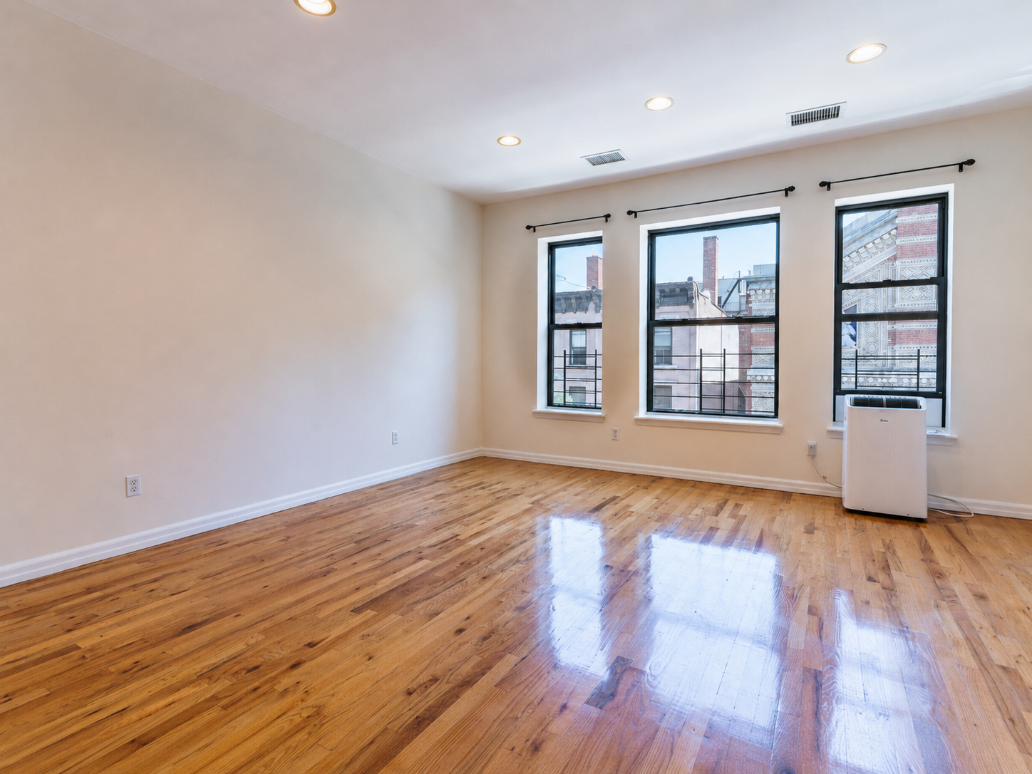 216 West 132nd Street 3 West Harlem New York NY 10027