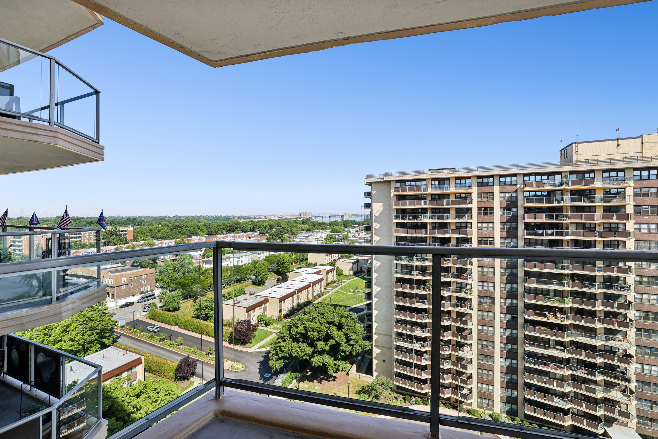 18-15 215th Street 15L Bay Terrace Queens NY 11360