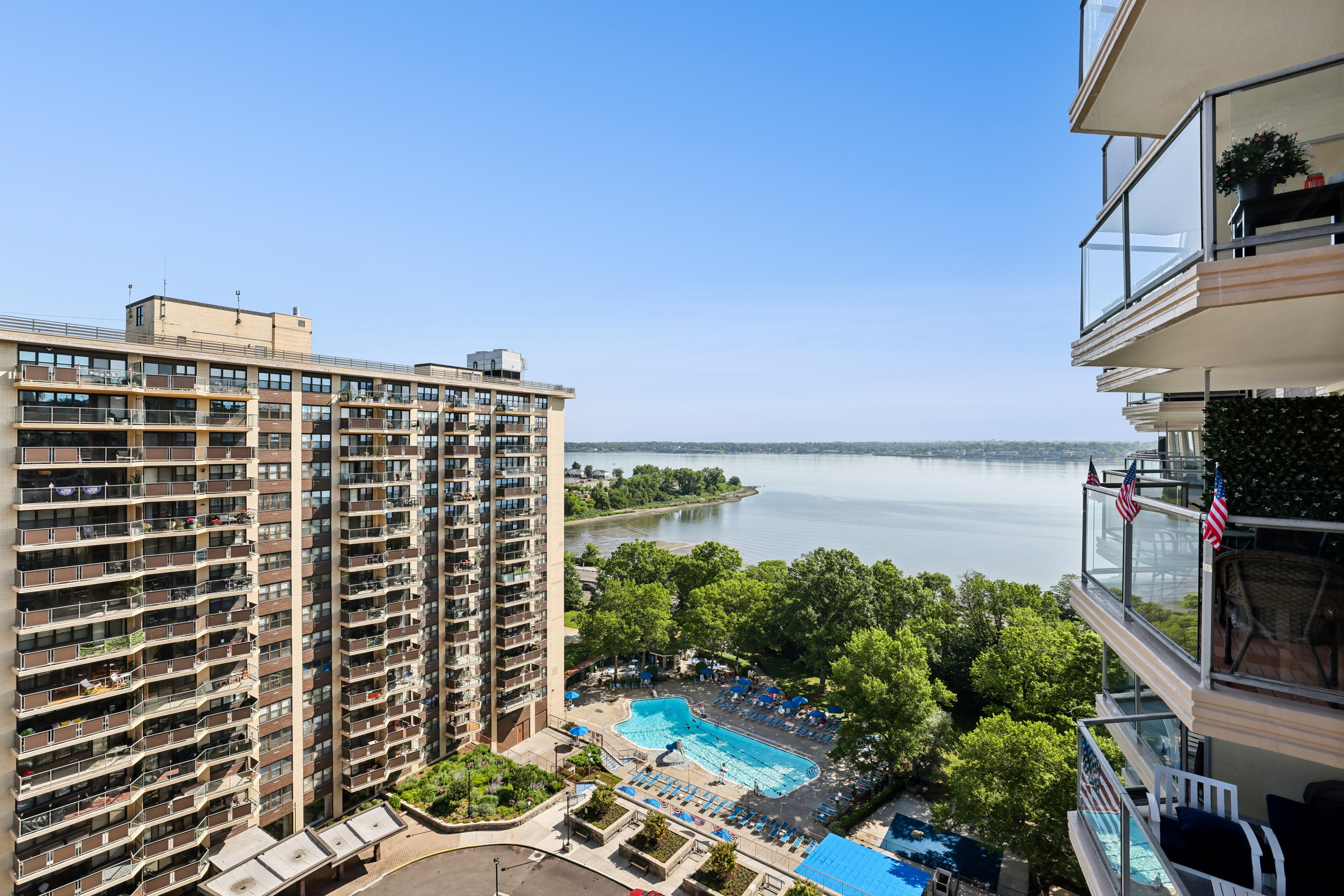 18-15 215th Street 15L Bay Terrace Queens NY 11360