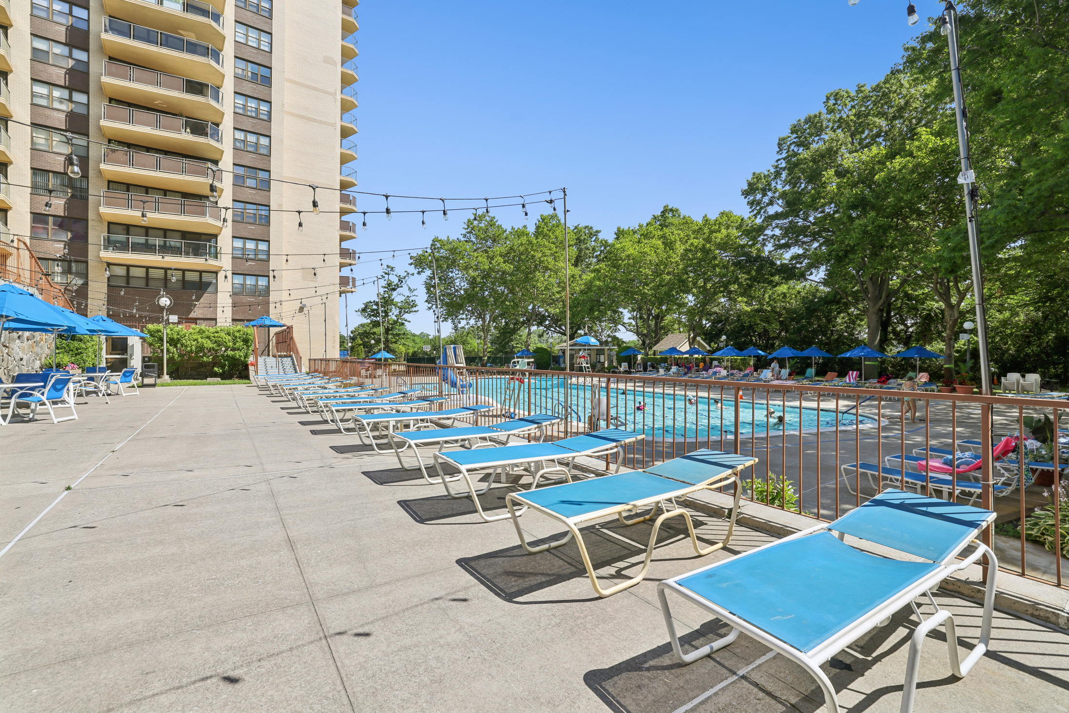 18-15 215th Street 15L Bay Terrace Queens NY 11360