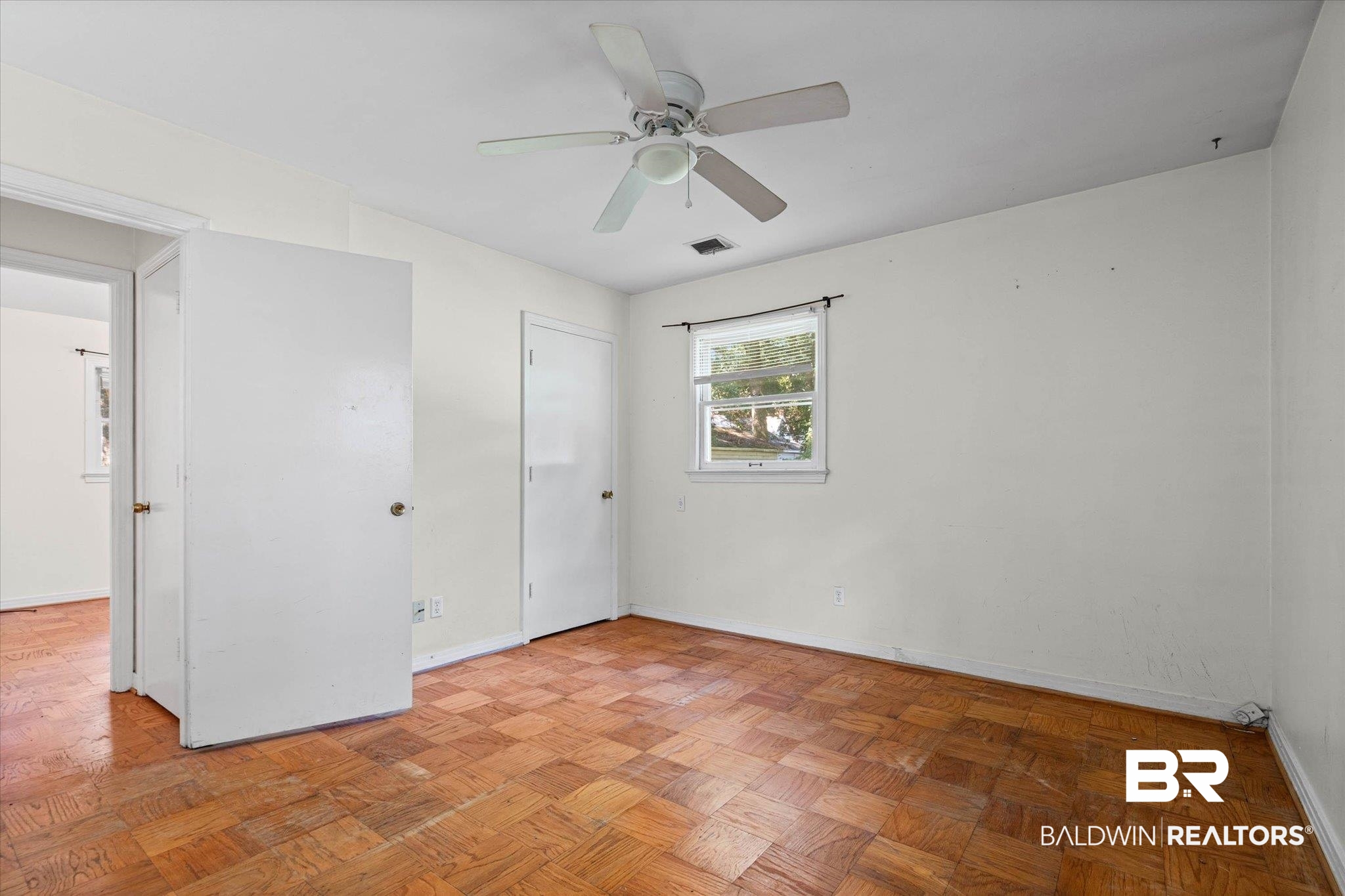 399209 | Photo 12