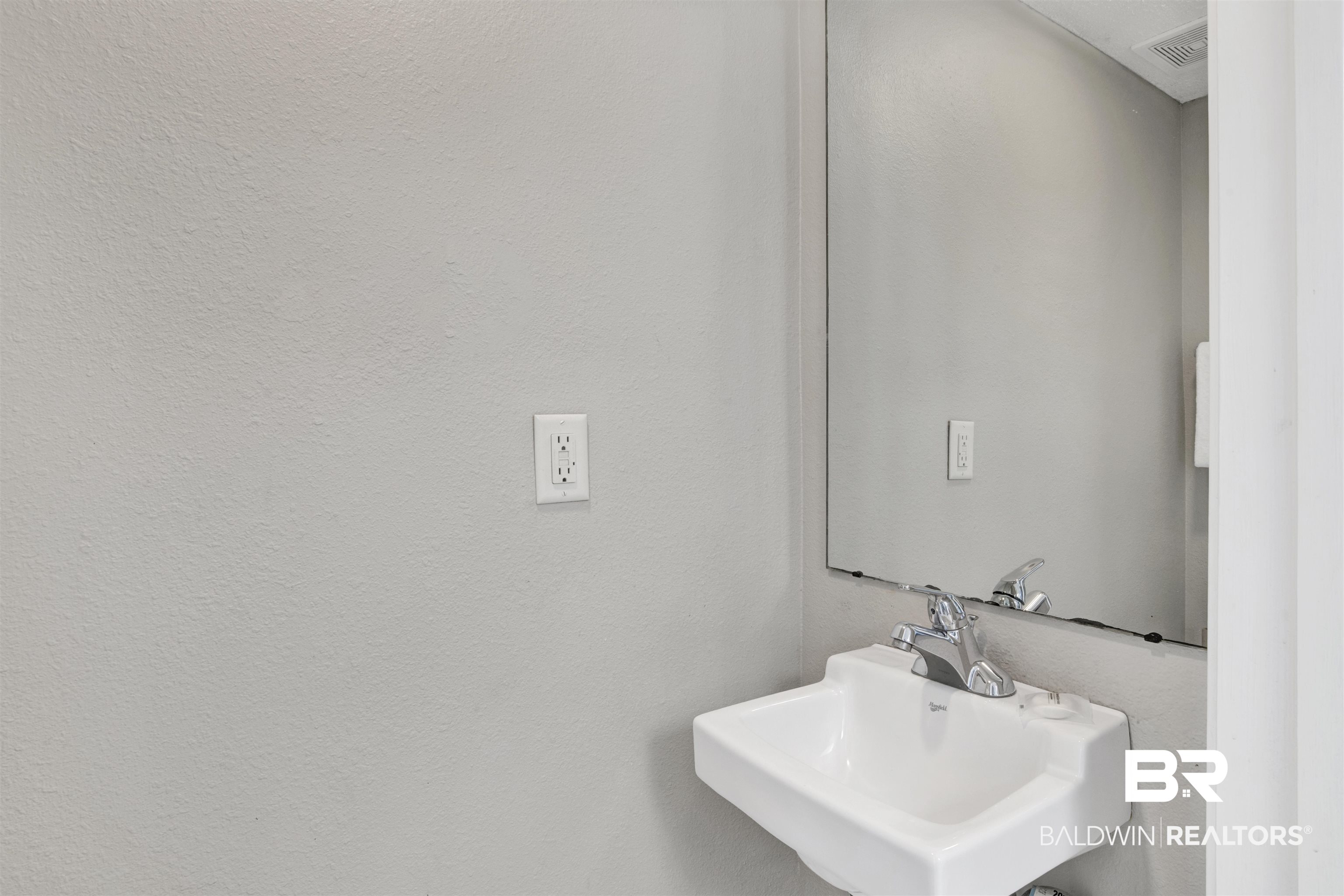 399215 | Photo 19