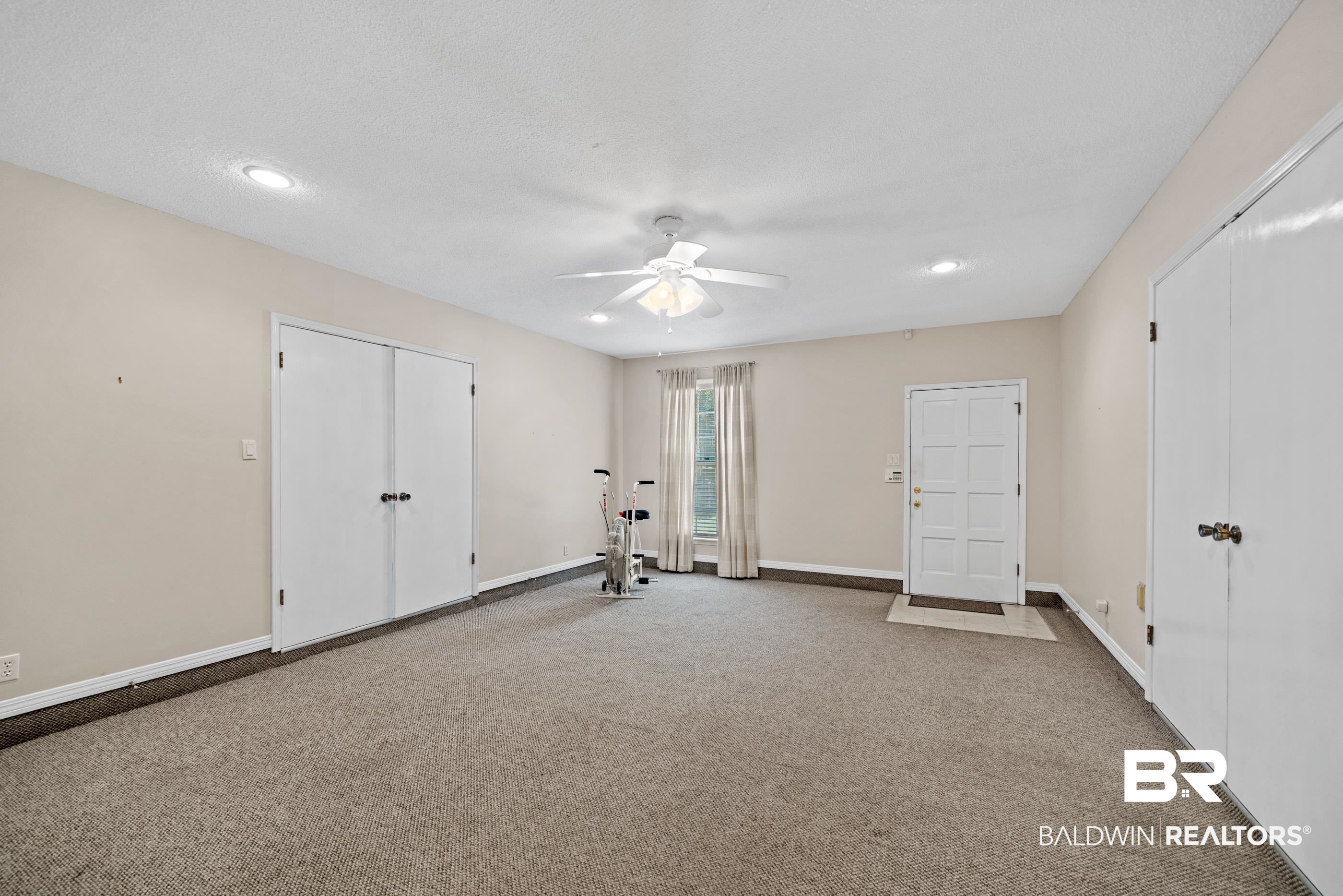 399233 | Photo 16