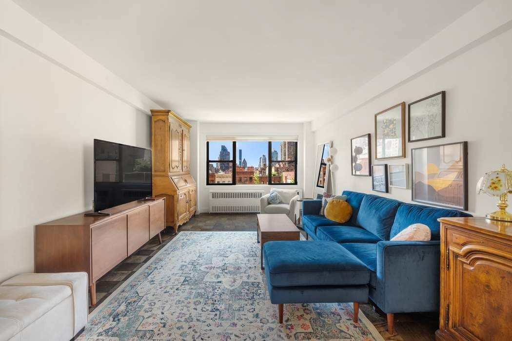 333 East 55th Street 8H Sutton Place New York NY 10022