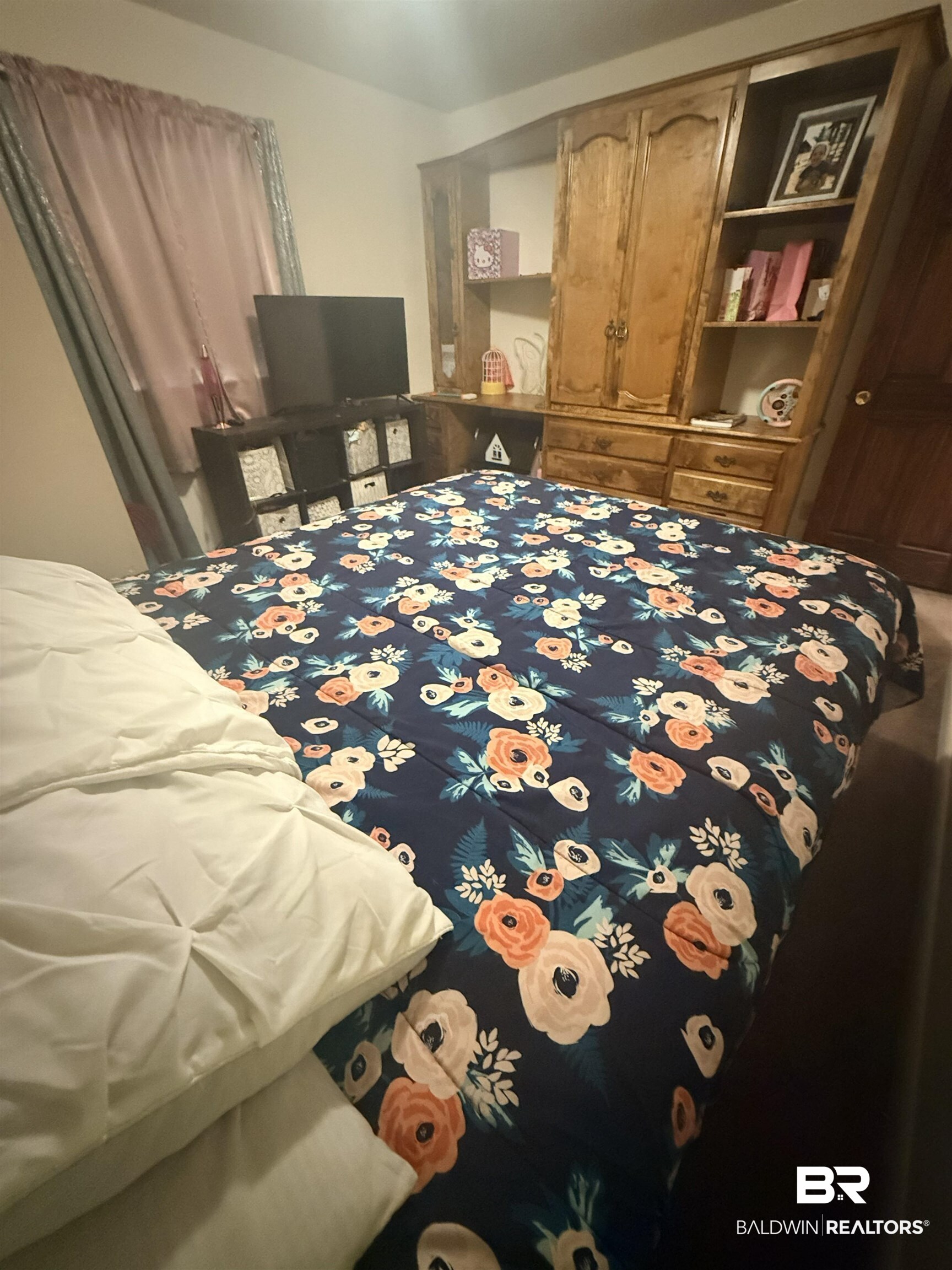 398083 | Photo 35