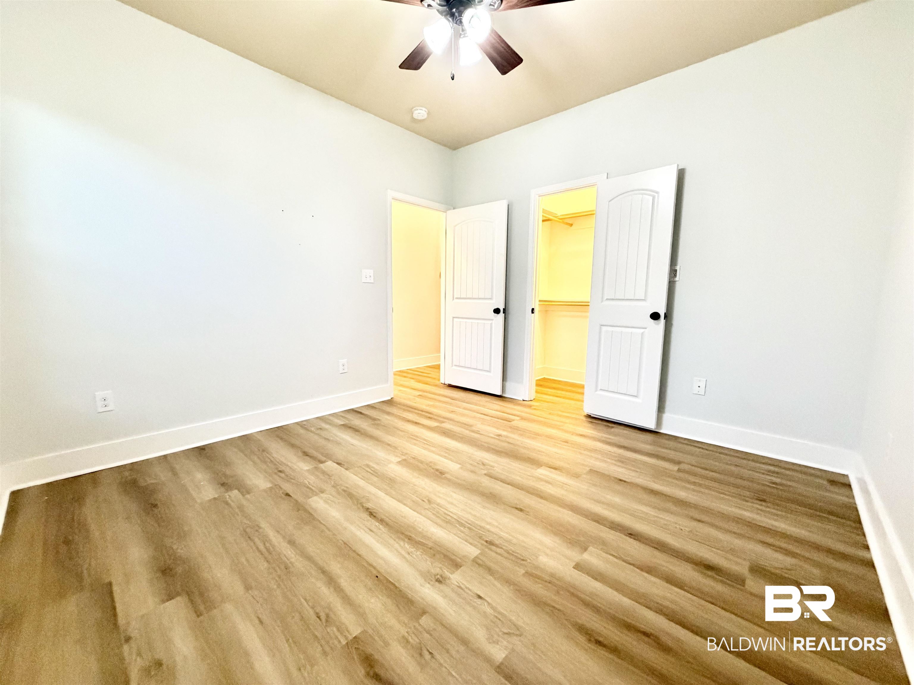 399305 | Photo 21