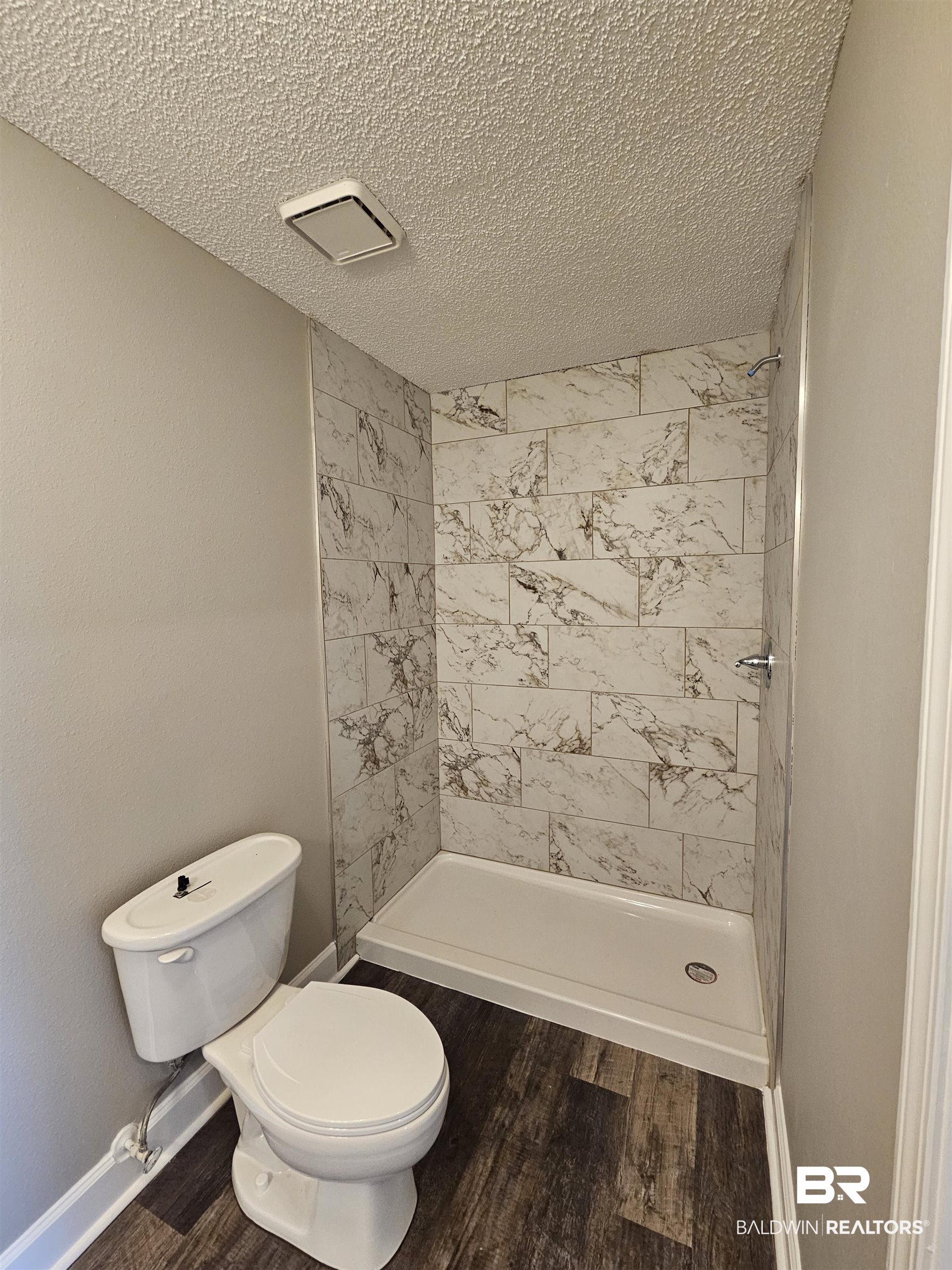 398137 | Photo 21