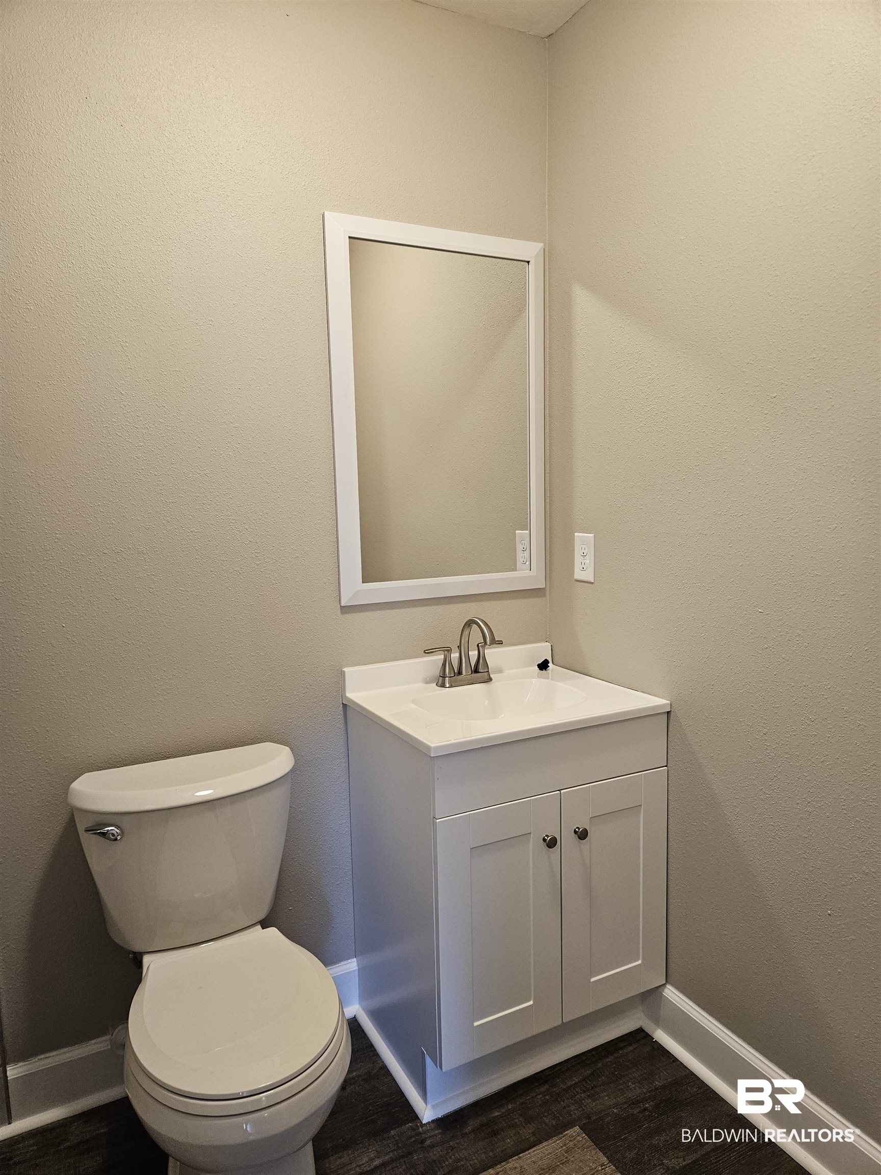 398137 | Photo 22