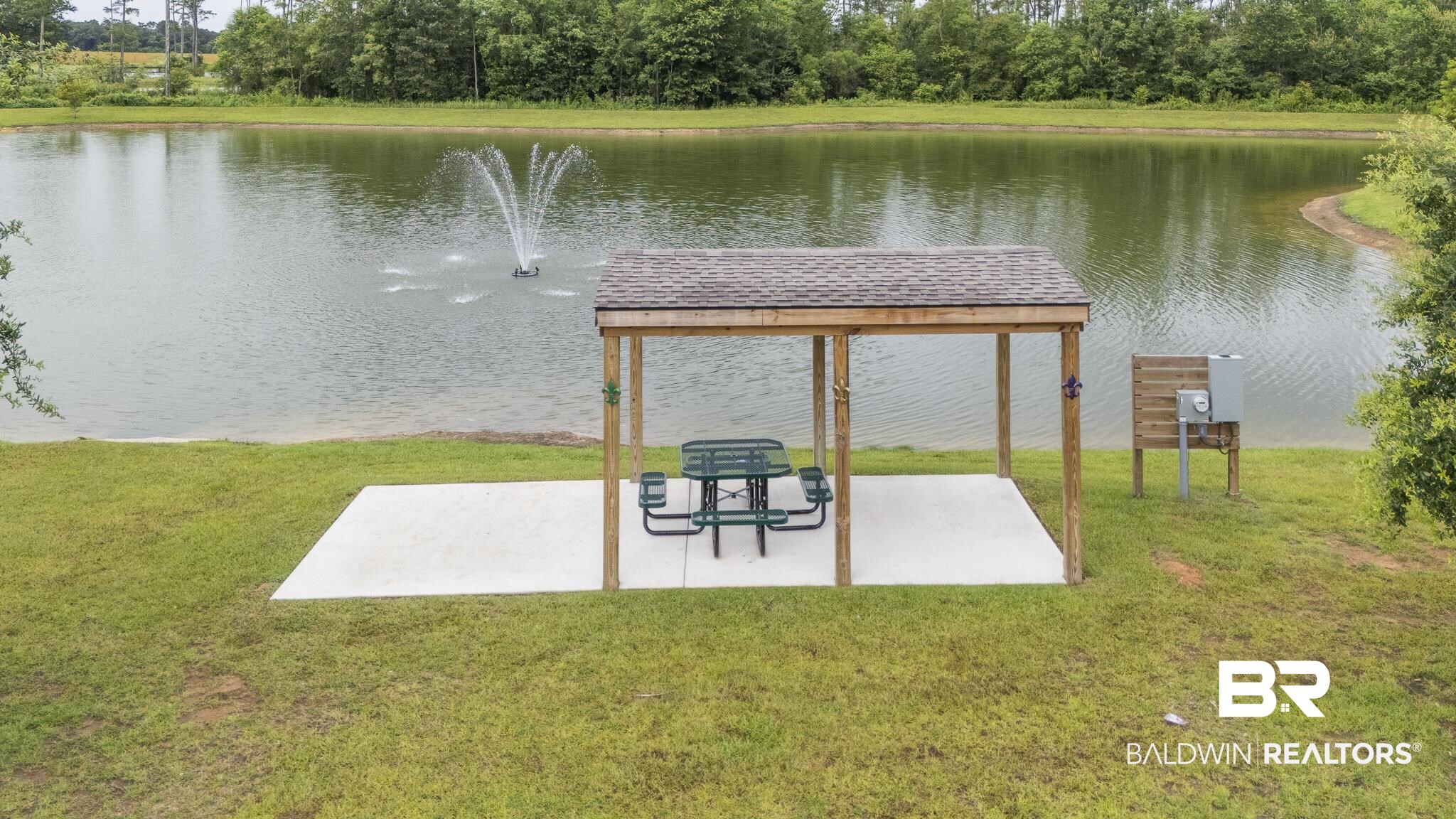 399216 | Photo 28
