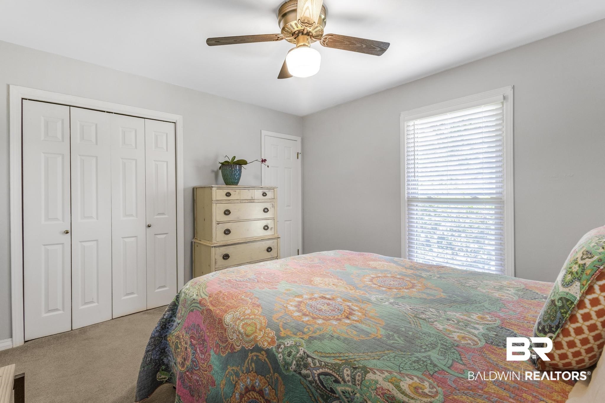 399400 | Photo 27