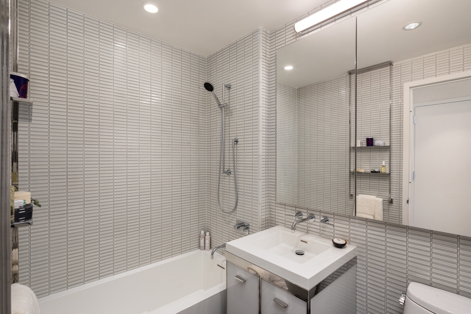252 South Street 49C Lower East Side New York NY 10002