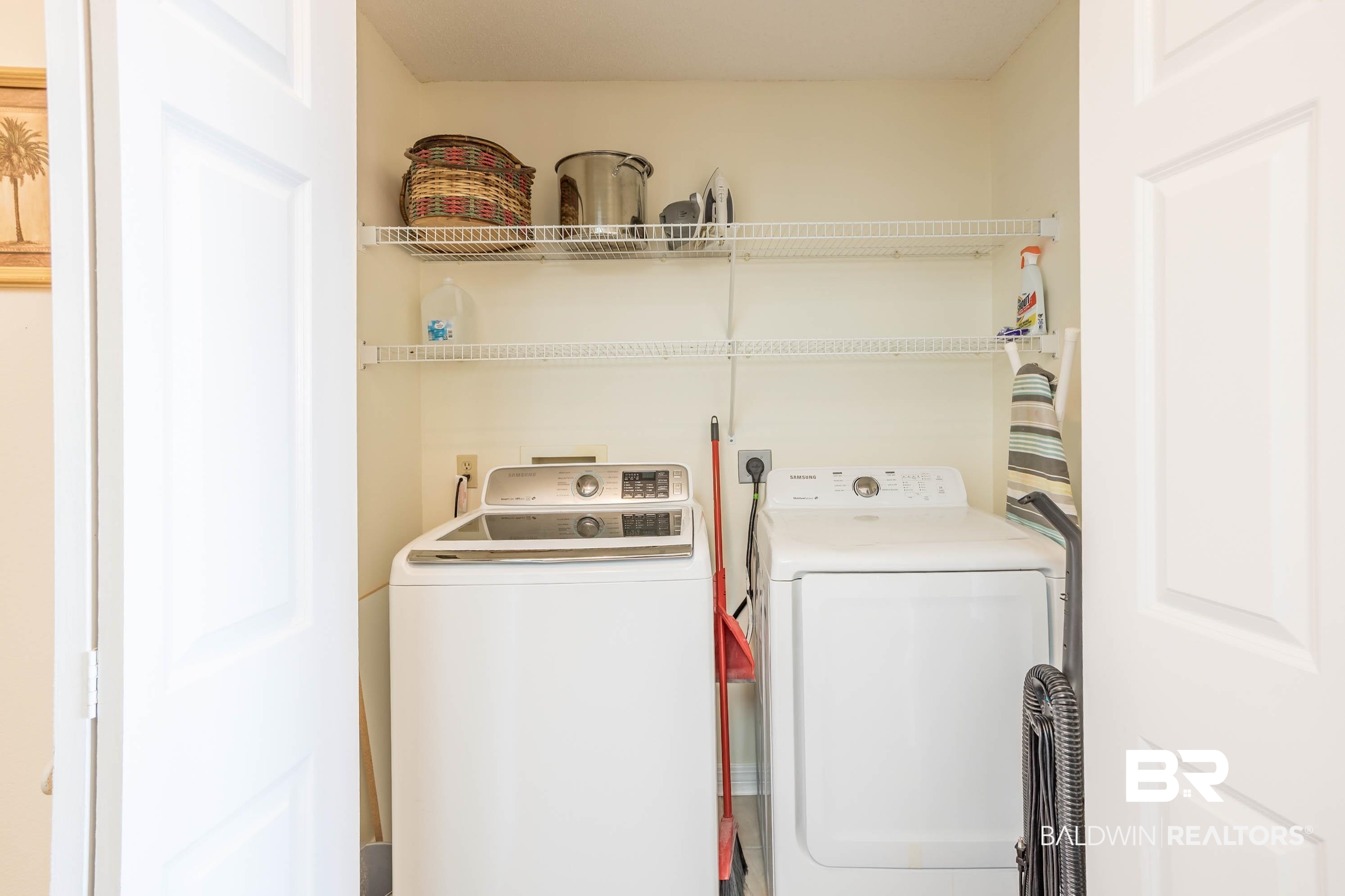 399405 | Photo 25