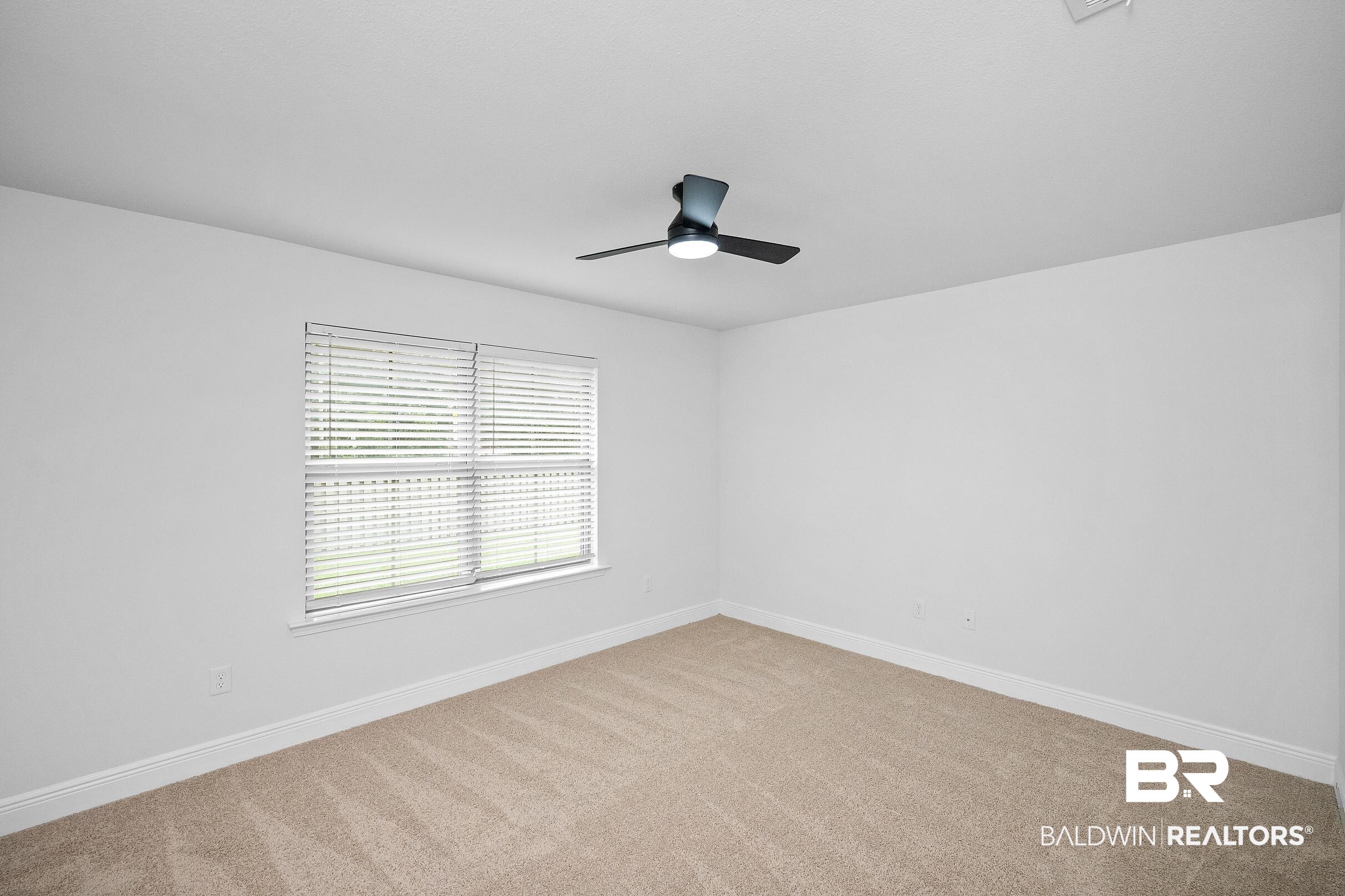 399200 | Photo 22