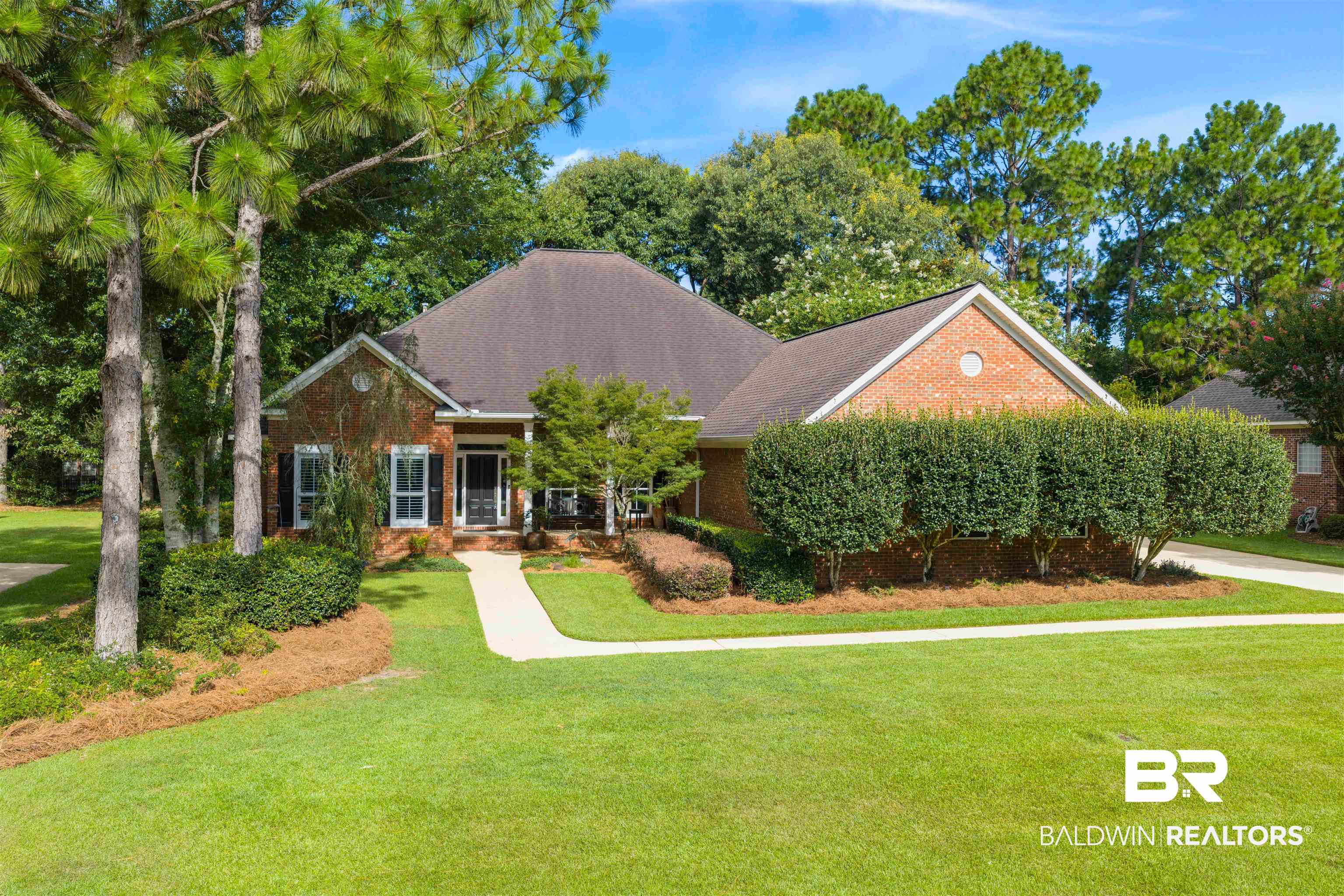 FEATURED LISTINGS