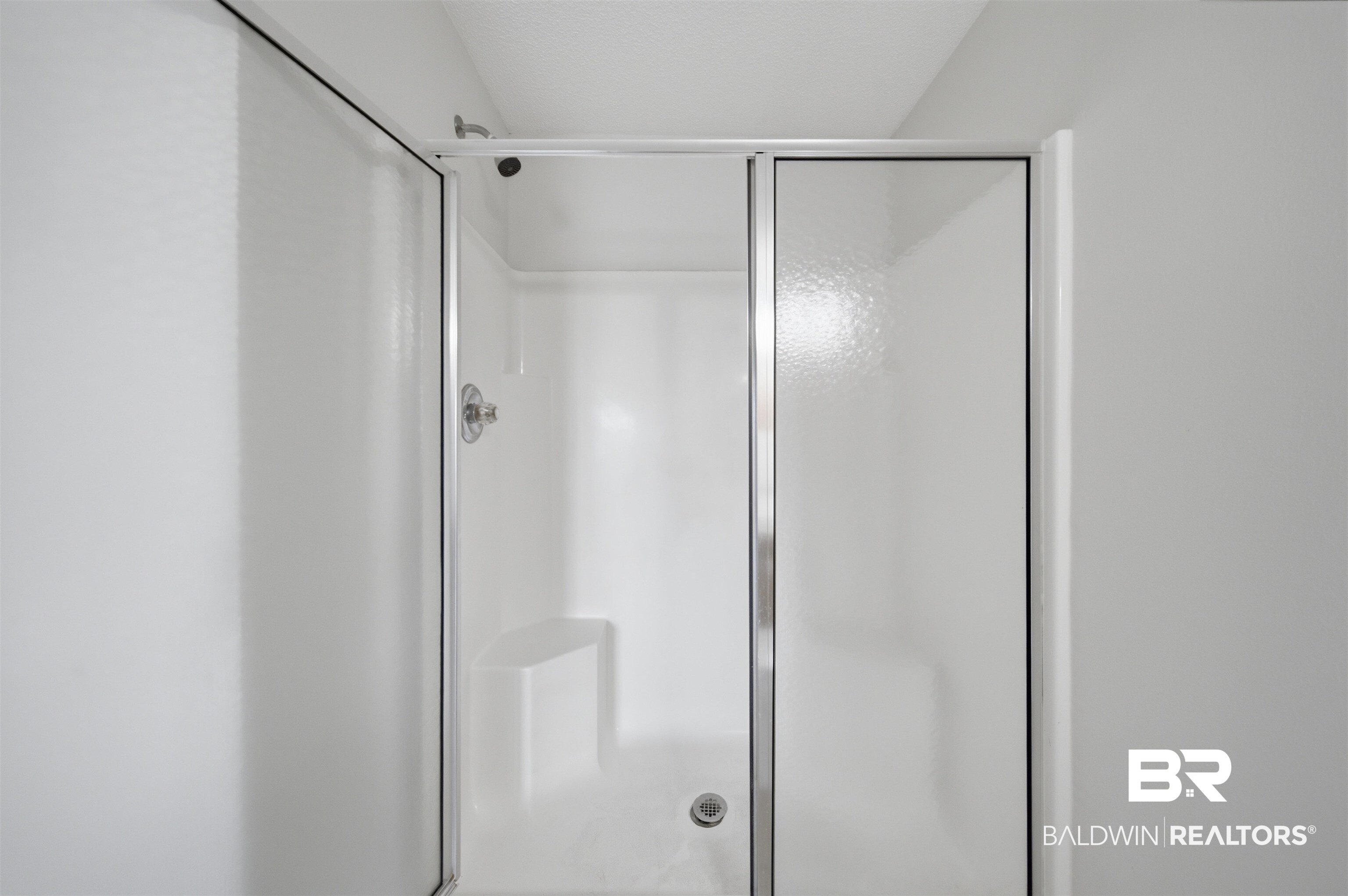 399187 | Photo 14