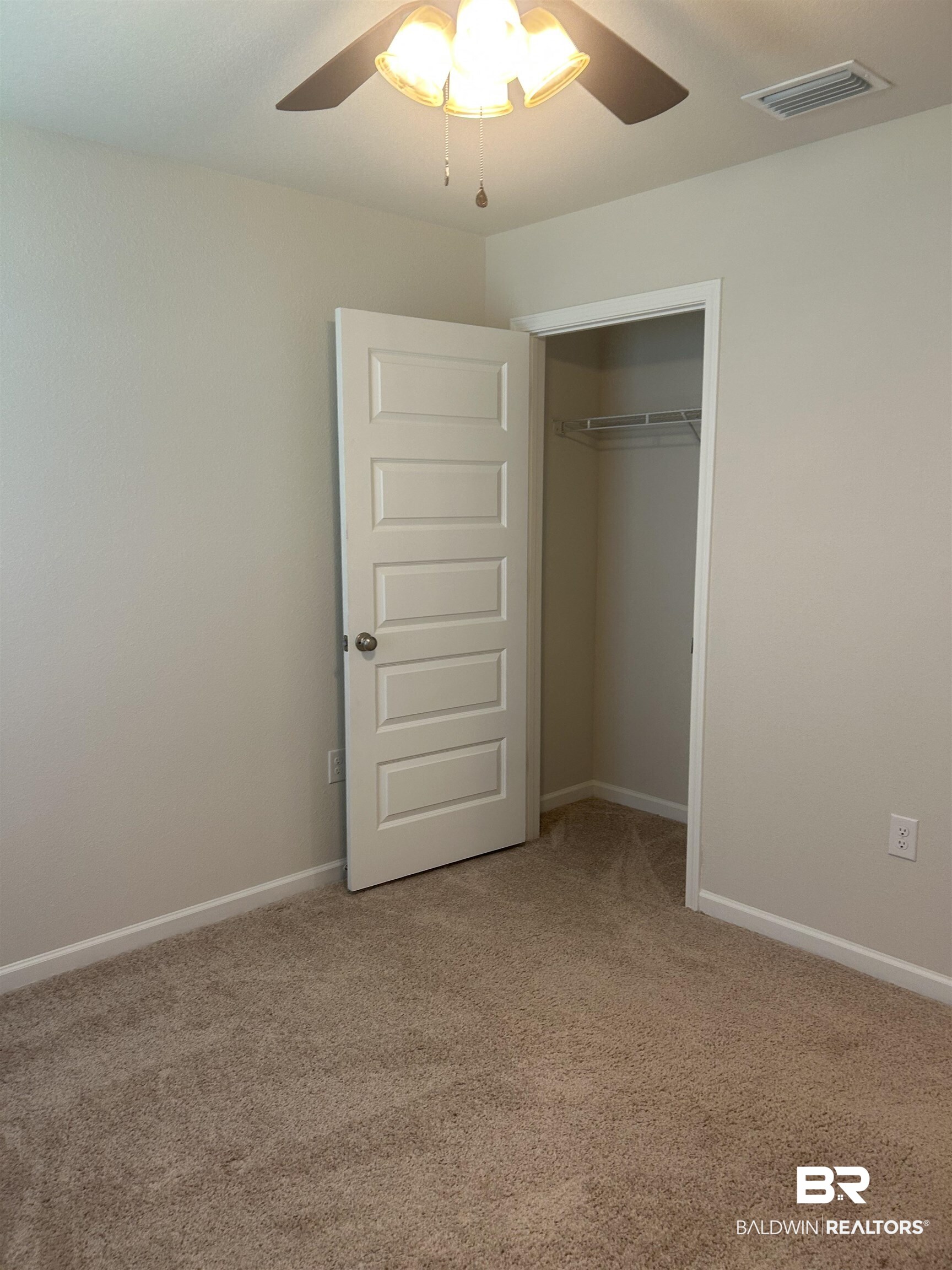 399228 | Photo 28