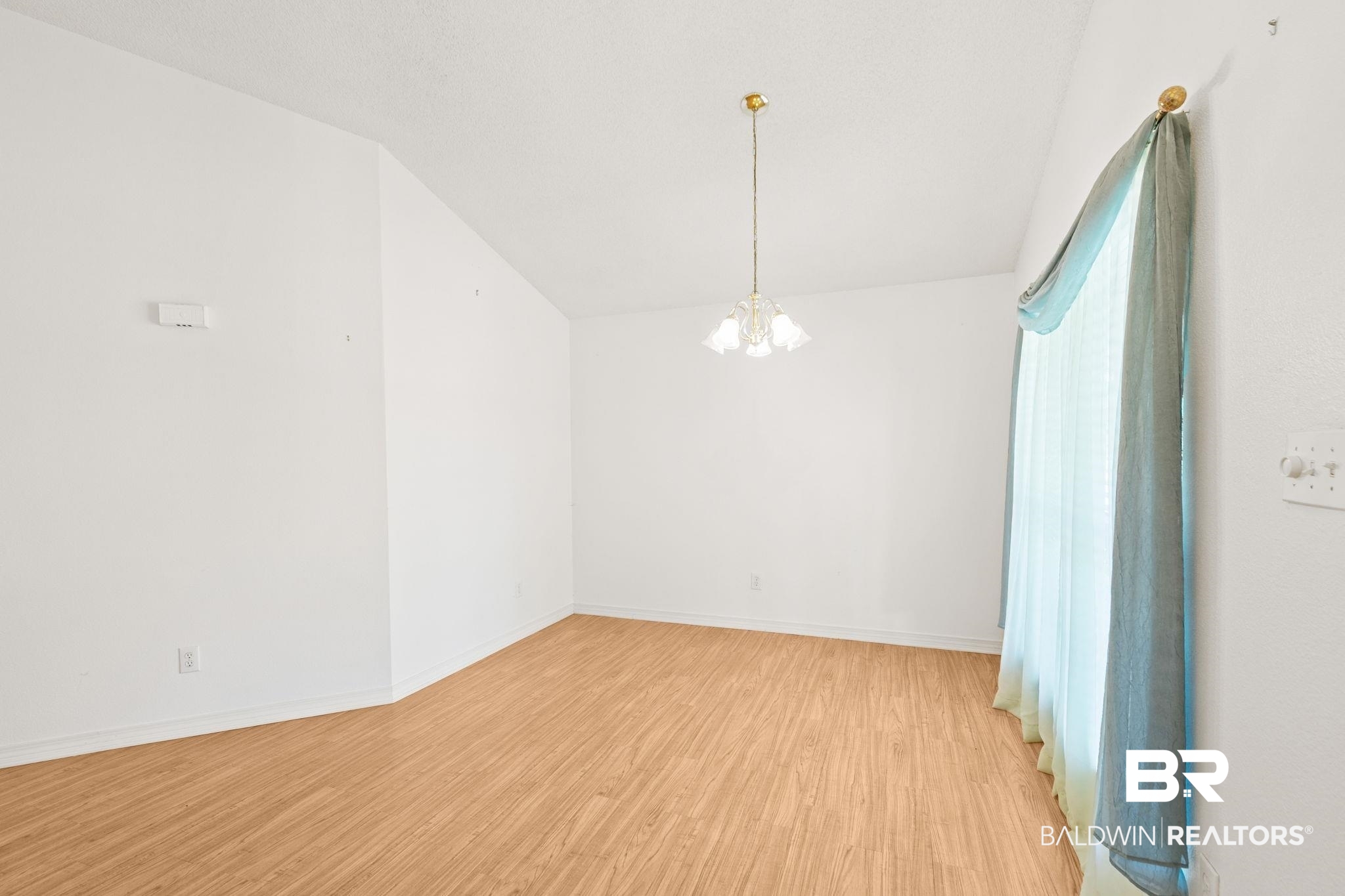 399440 | Photo 13
