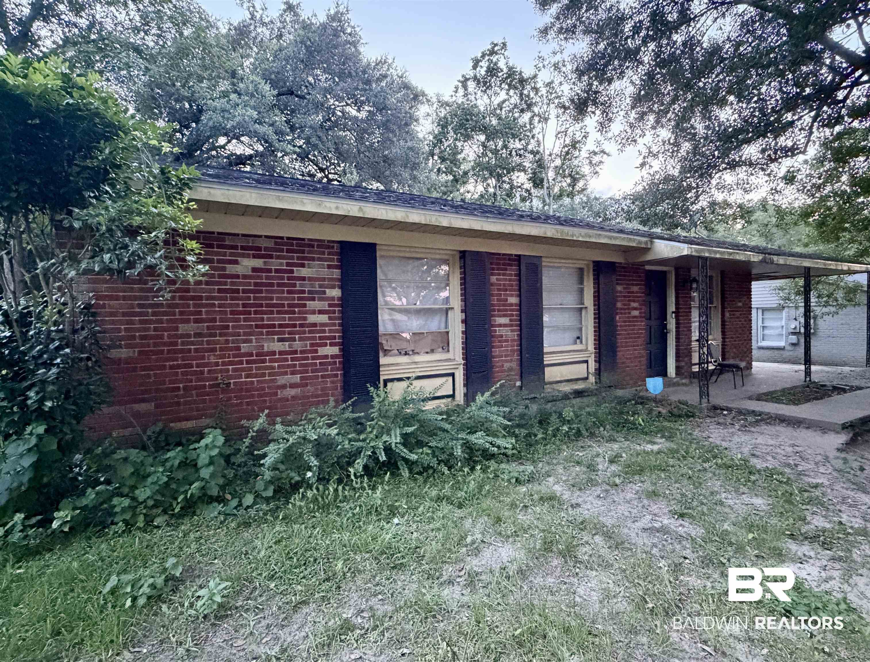 2nd image of 402 La Rose Dr, Mobile, AL 36609 | MLS# 399473
