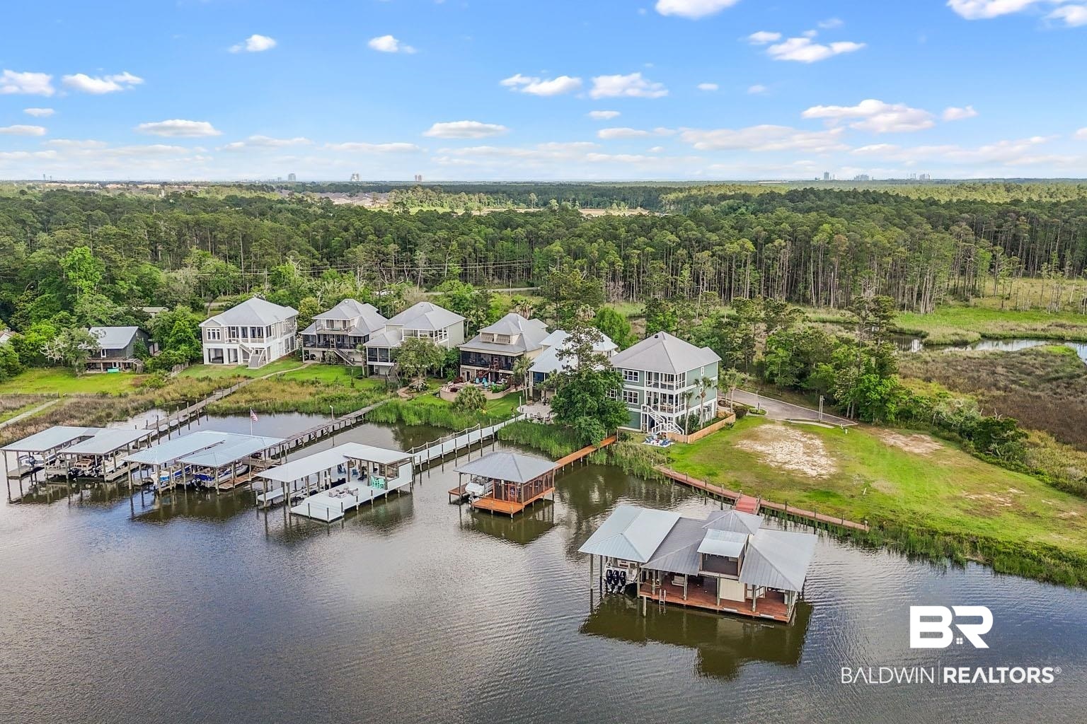 Large Homes for Sale in Gulf Shores