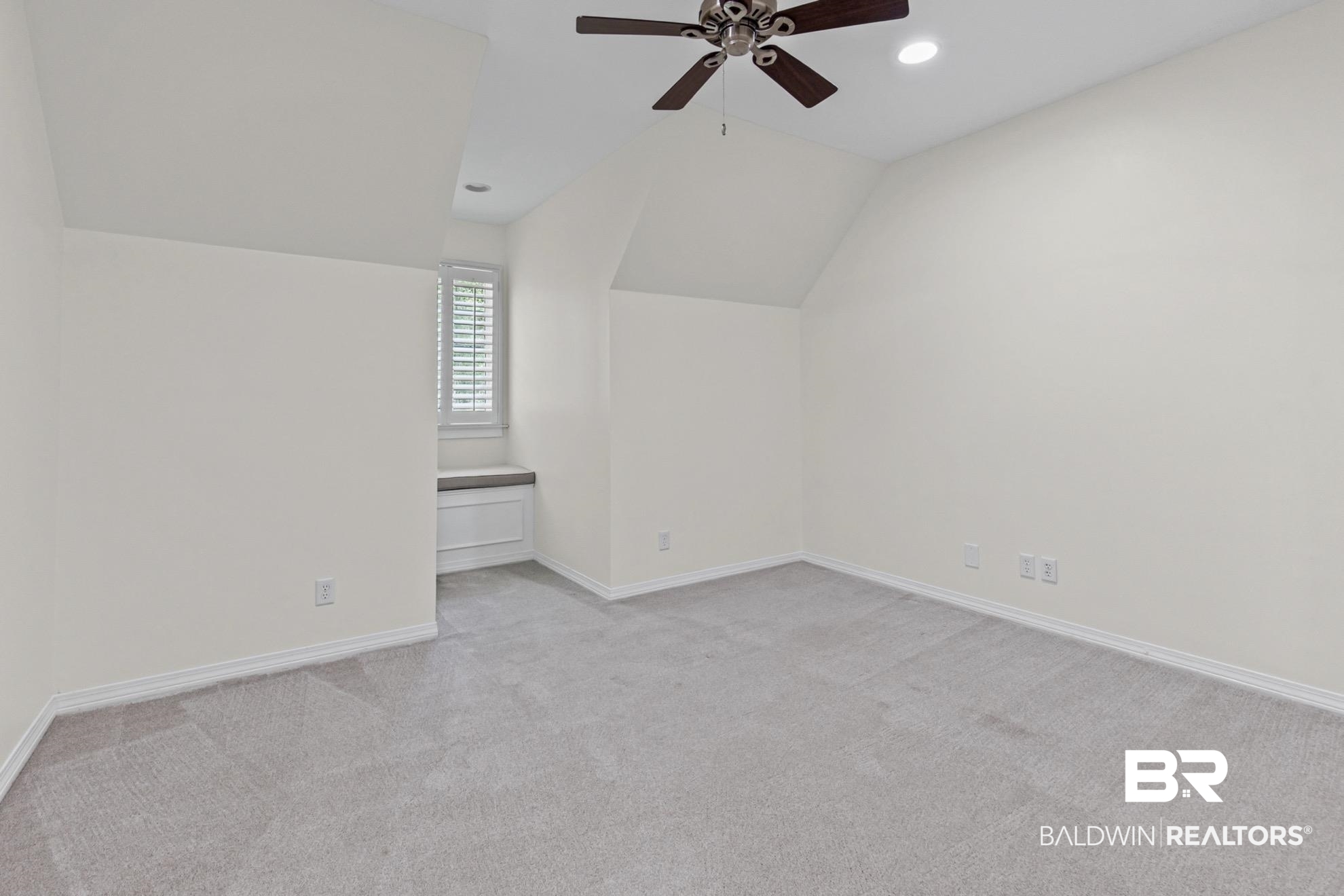 399156 | Photo 25