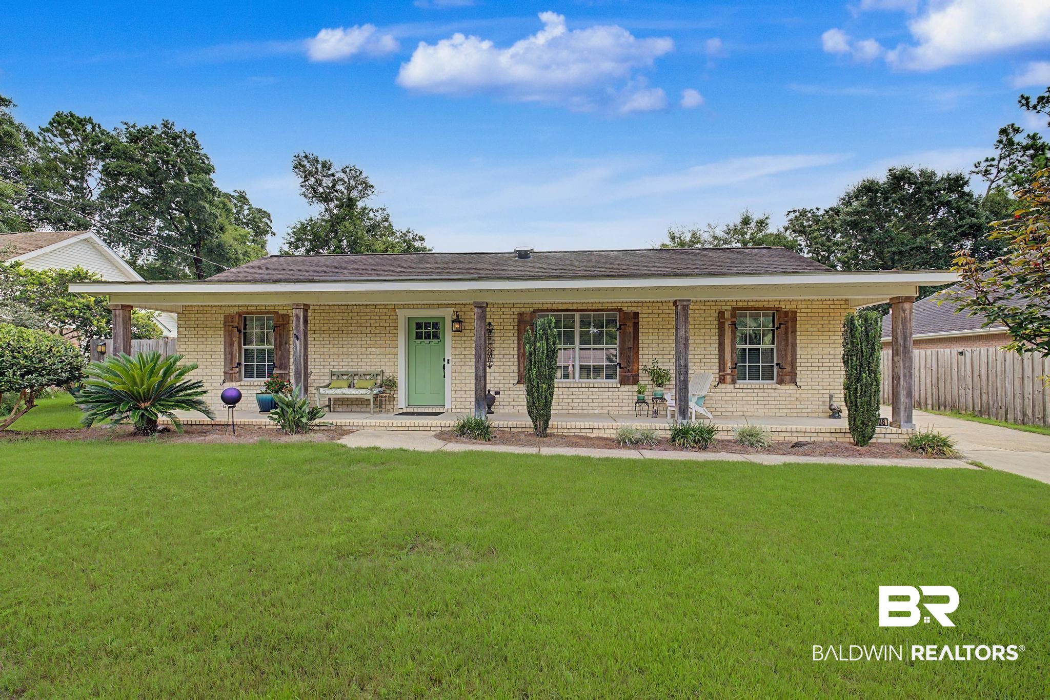3rd image of 2808 Pine Ridge Dr, Lillian, AL 36549 | MLS# 399491
