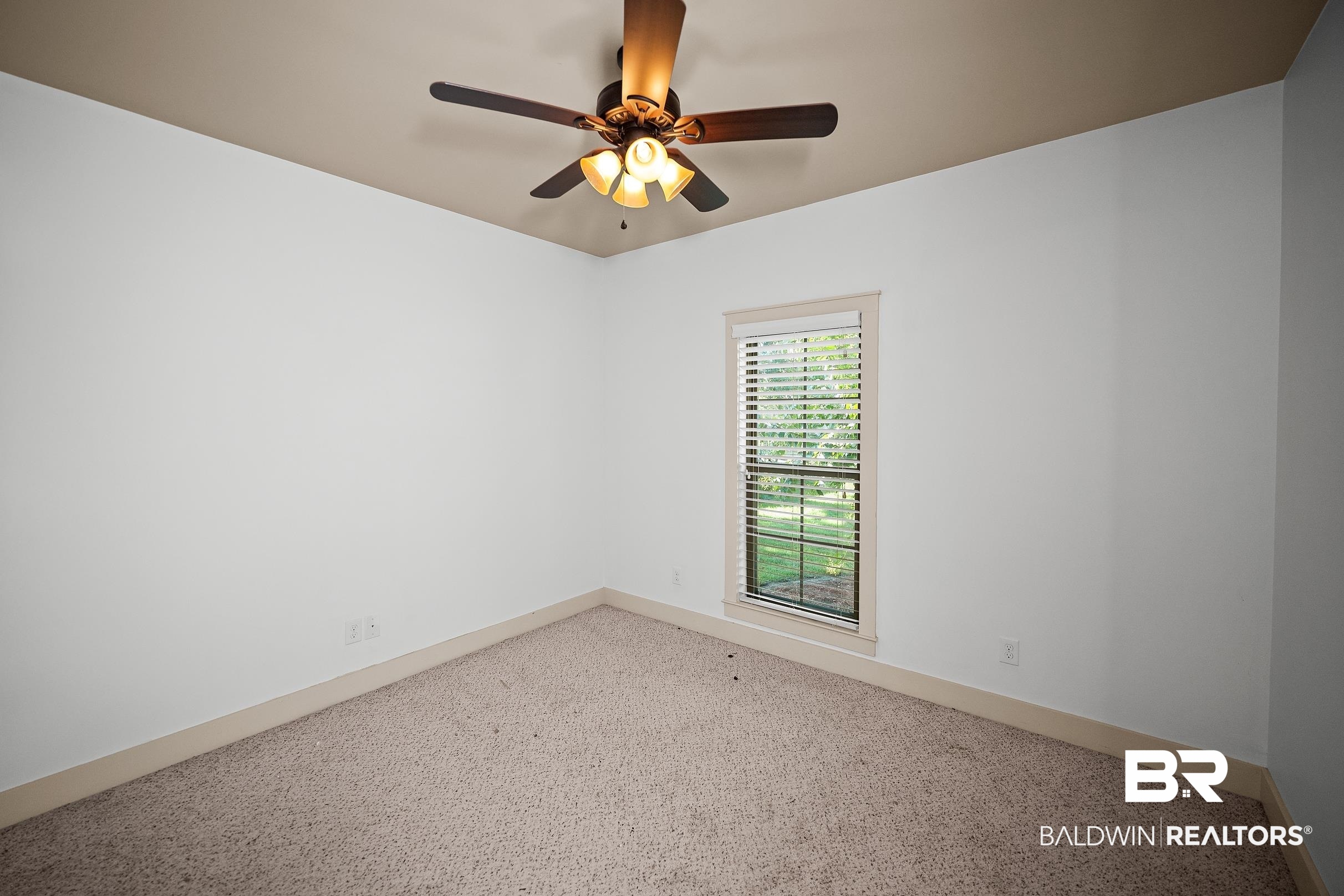 399508 | Photo 25