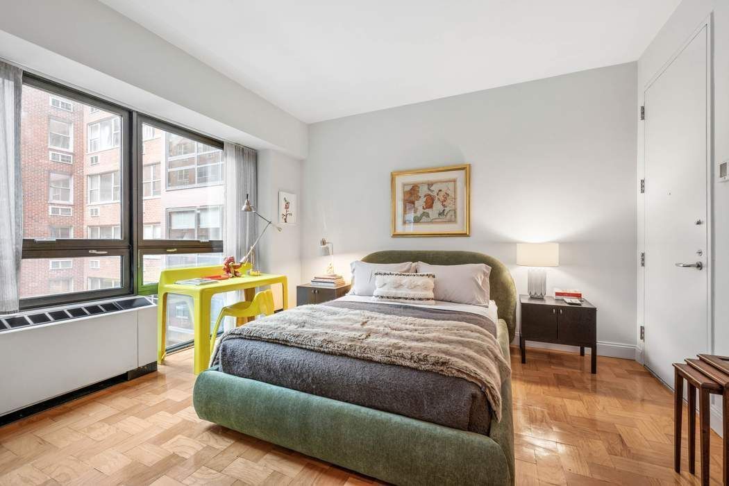 415 East 54th Street 5F Sutton Place New York NY 10022