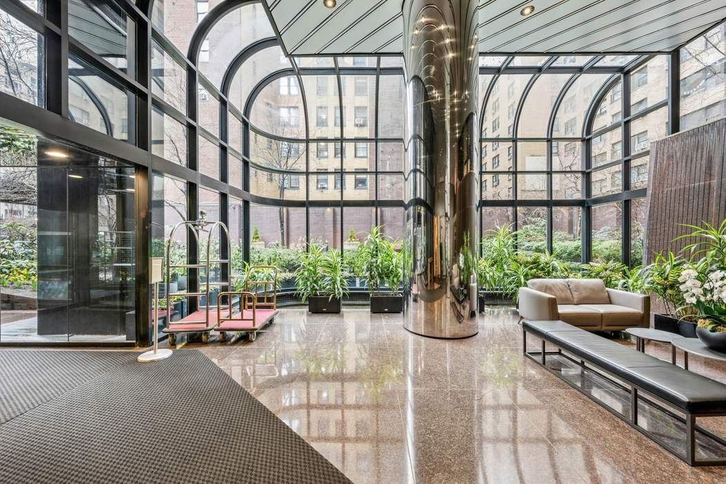 415 East 54th Street 5F Sutton Place New York NY 10022