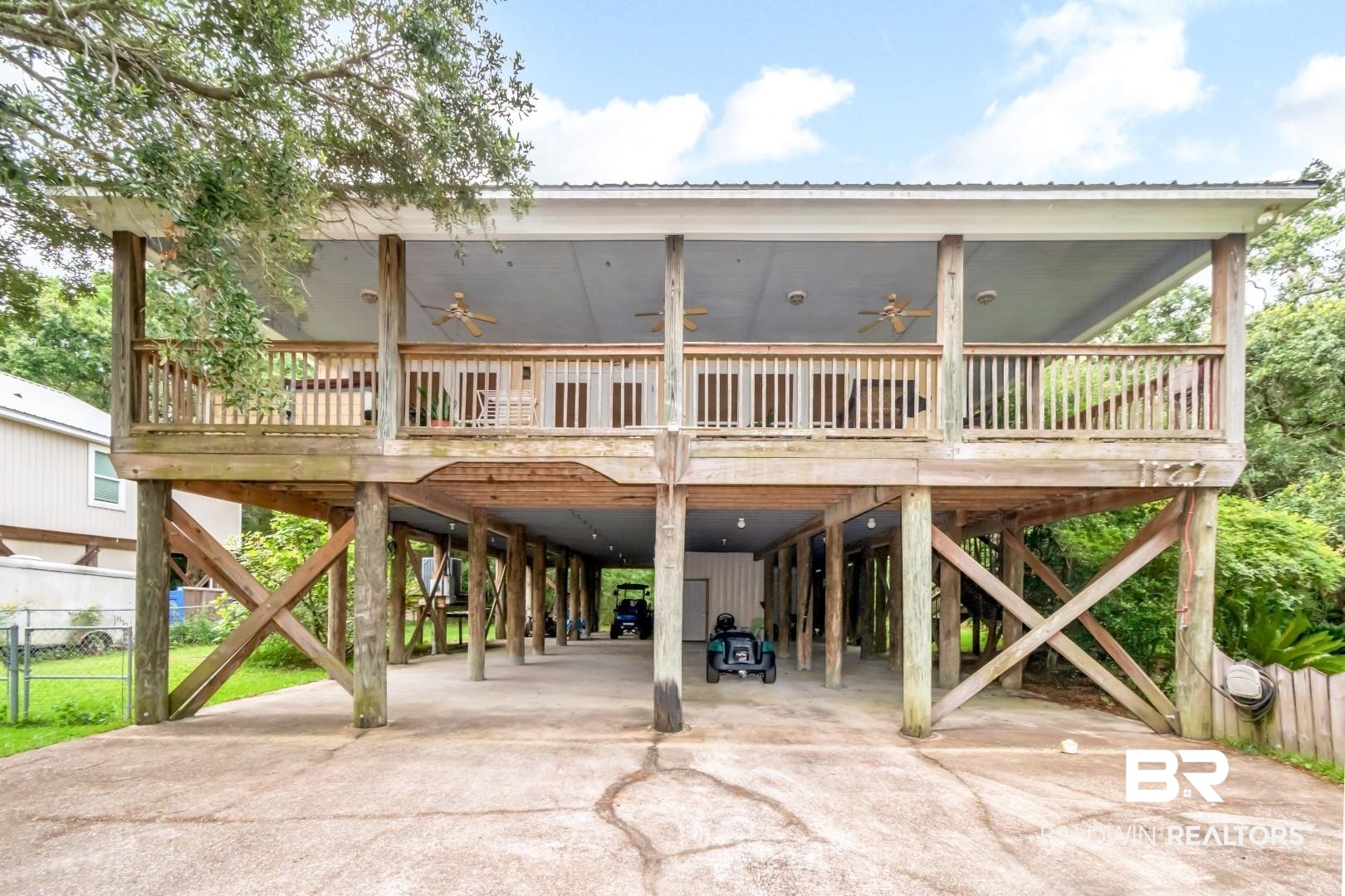 1127 Chaumont Avenue 