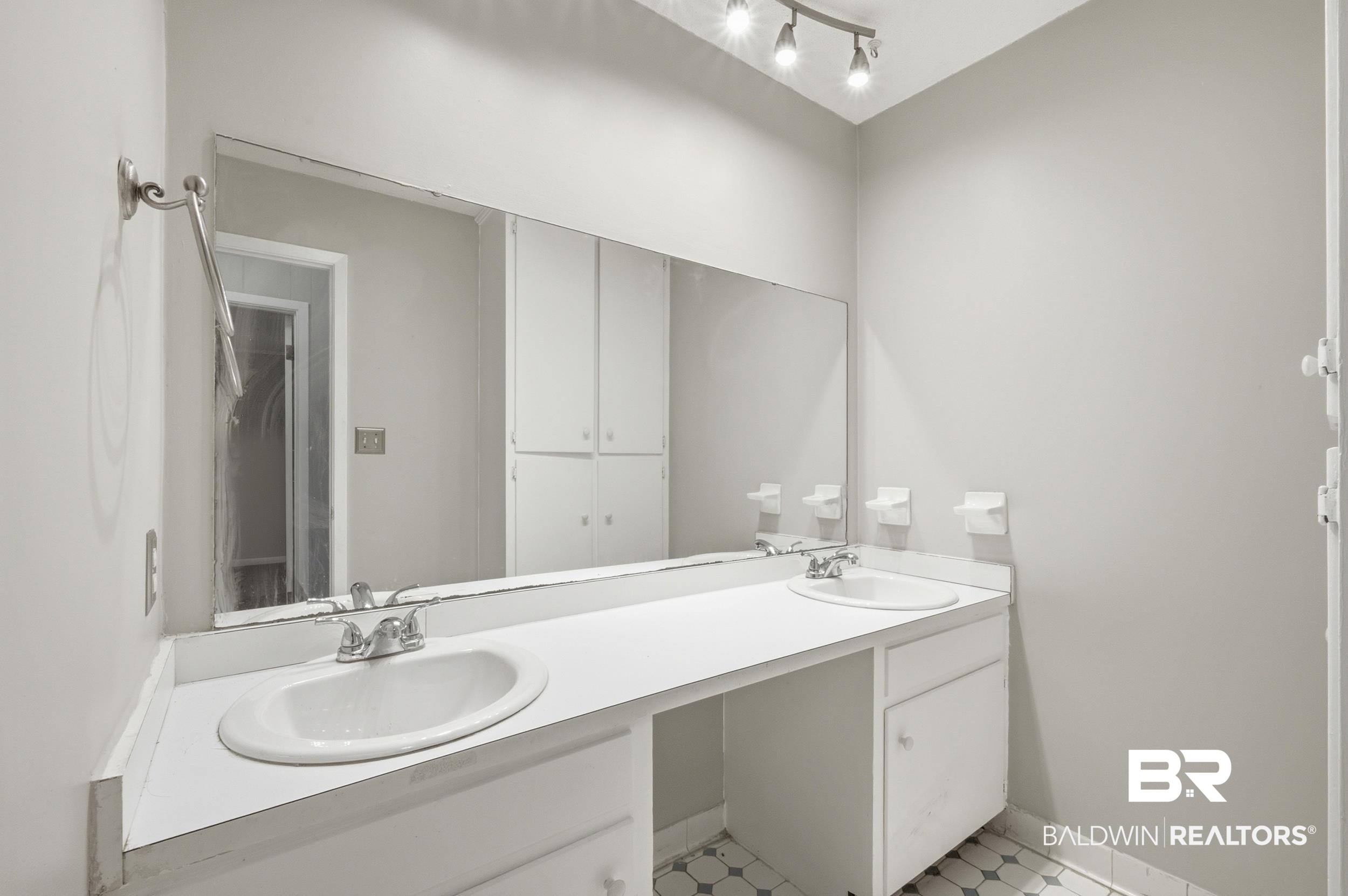 399510 | Photo 29