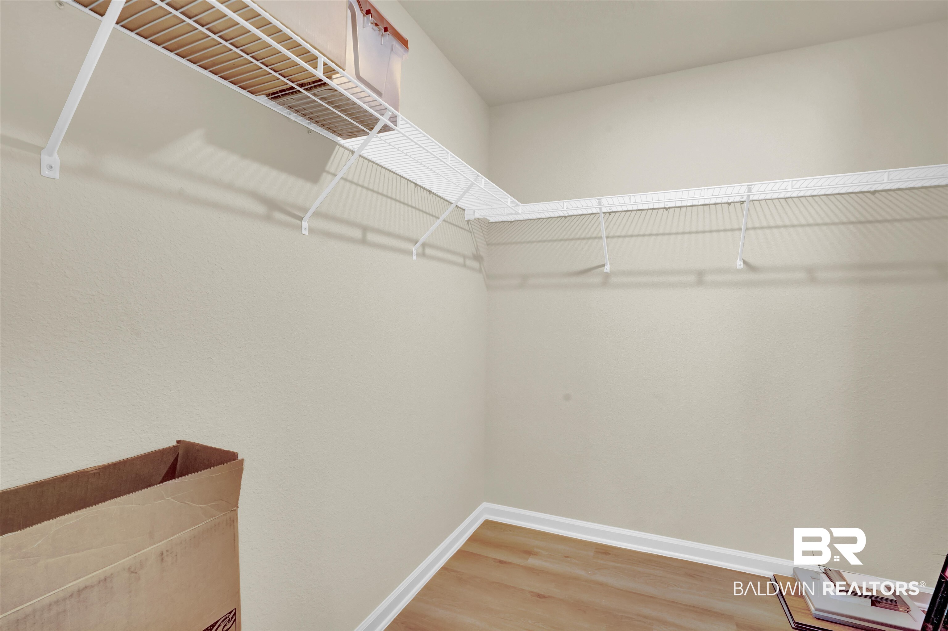 405239 | Photo 28