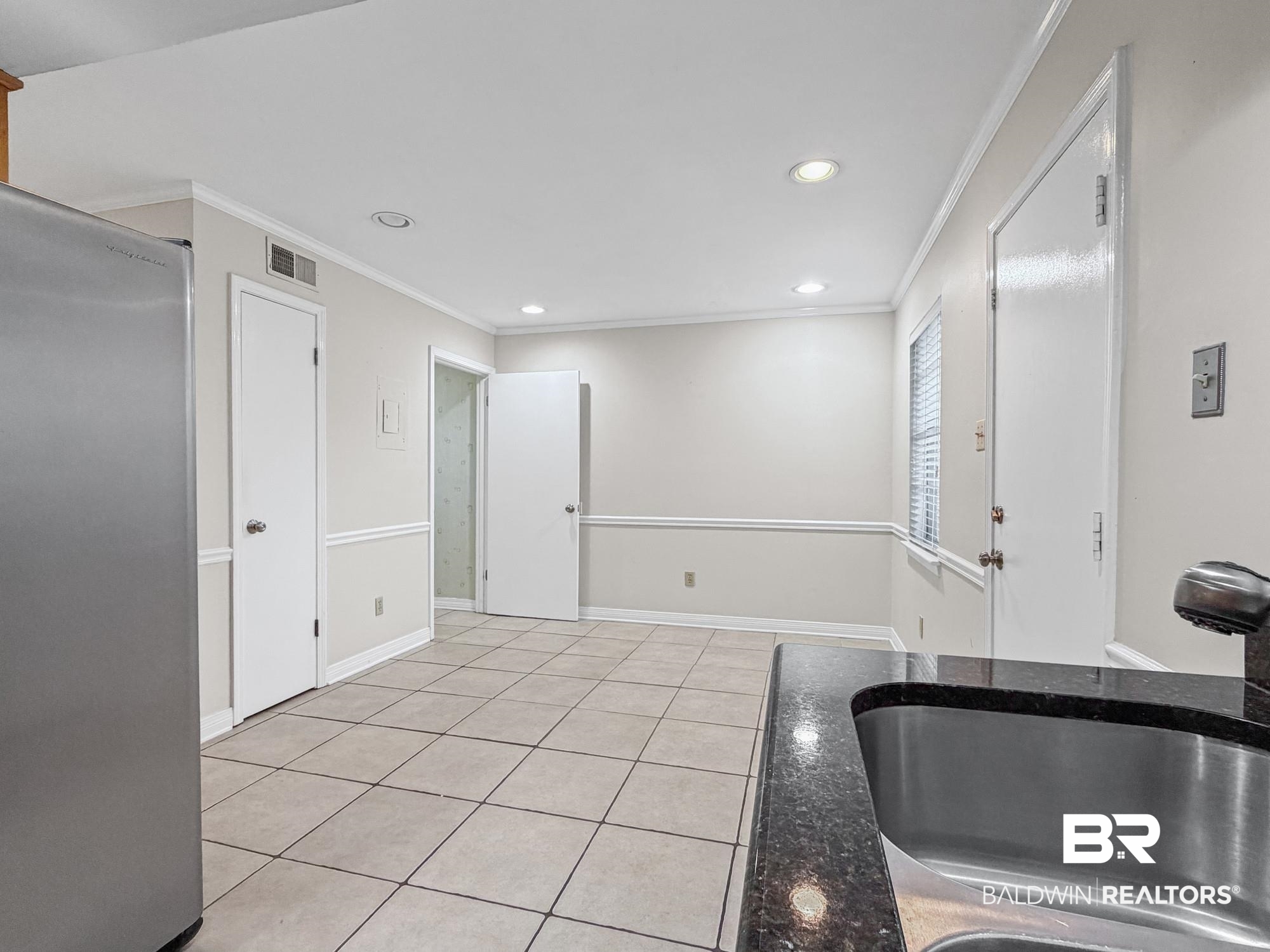 5th image of 114 Du Rhu Dr #A, Mobile, AL 36608 | MLS# 393282