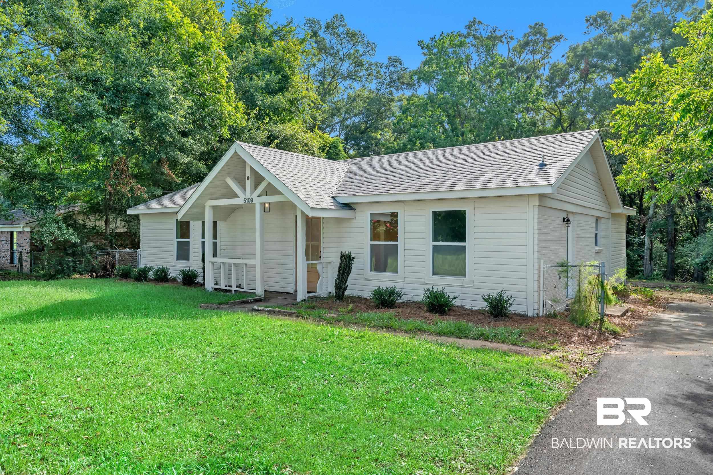 2nd image of 5109 Mcdonald Rd, Theodore, AL 36582 | MLS# 399632