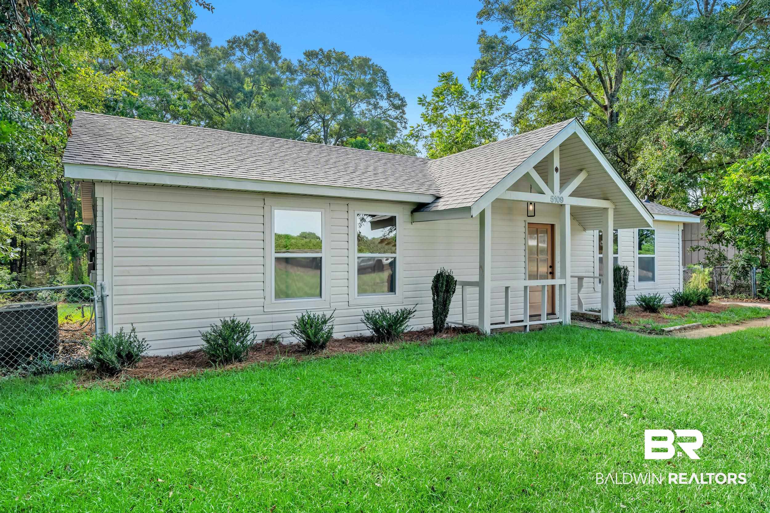 3rd image of 5109 Mcdonald Rd, Theodore, AL 36582 | MLS# 399632