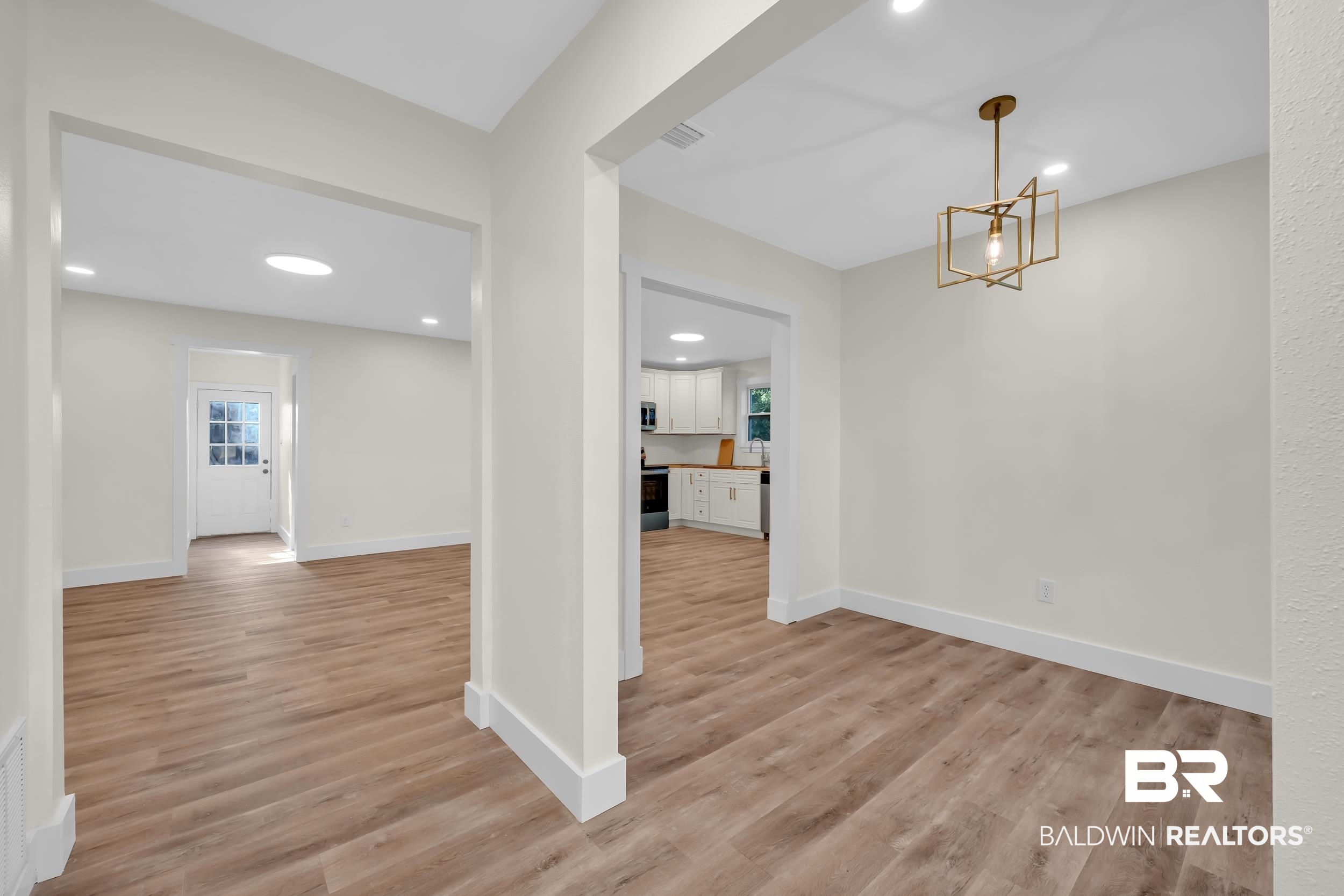 4th image of 5109 Mcdonald Rd, Theodore, AL 36582 | MLS# 399632