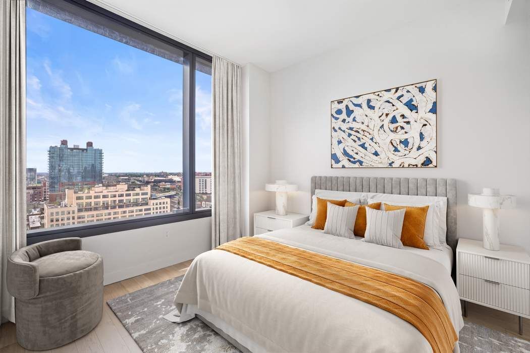 45-30 Pearson Street 17C Court Square Queens NY 11101