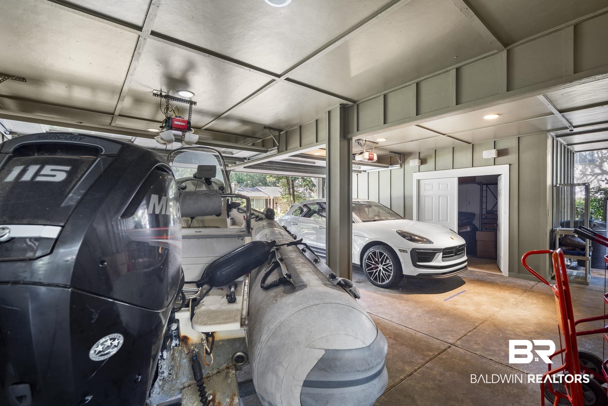 398779 | Photo 61