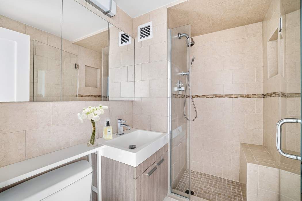 32 Gramercy Park South 10A Gramercy Park New York NY 10003